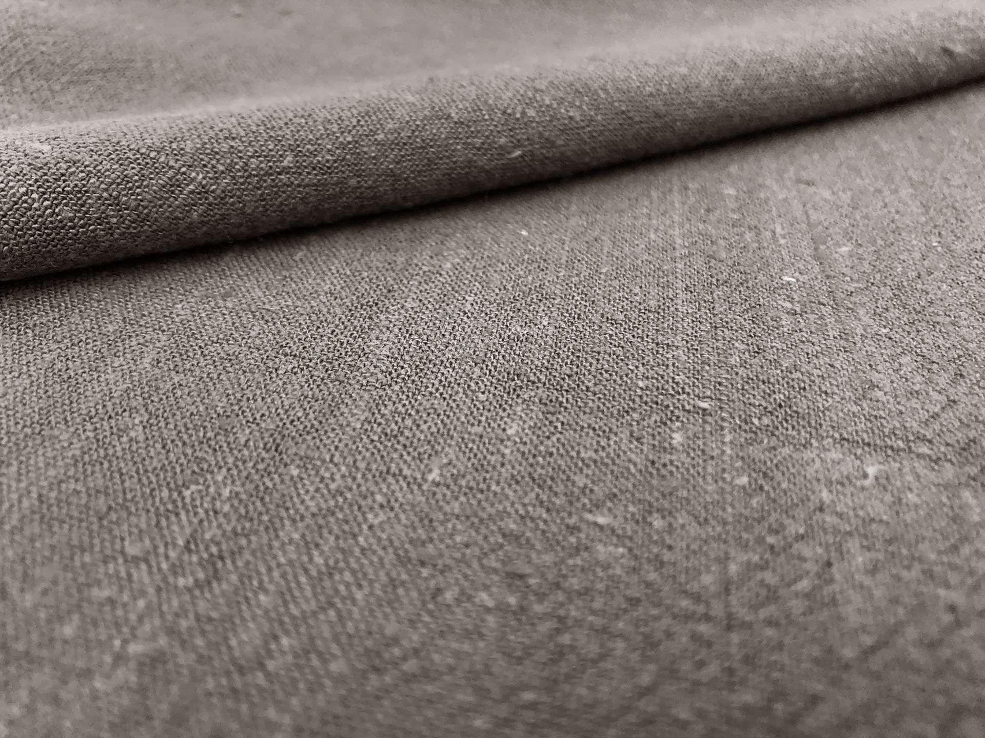 Sustainable Viscose Linen Blend Noil in Steel