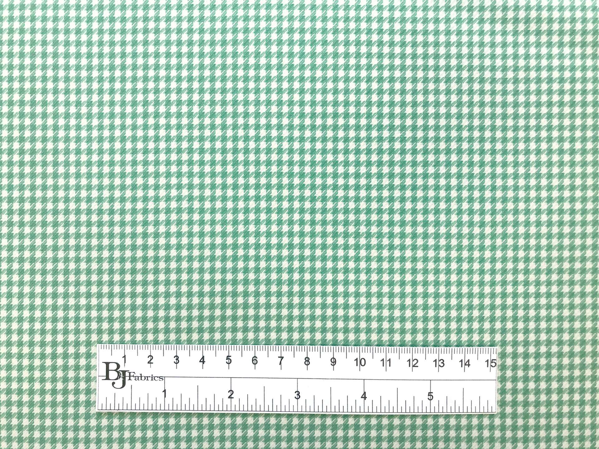 Stretch Wool Houndstooth Suiting in Shamrock Green