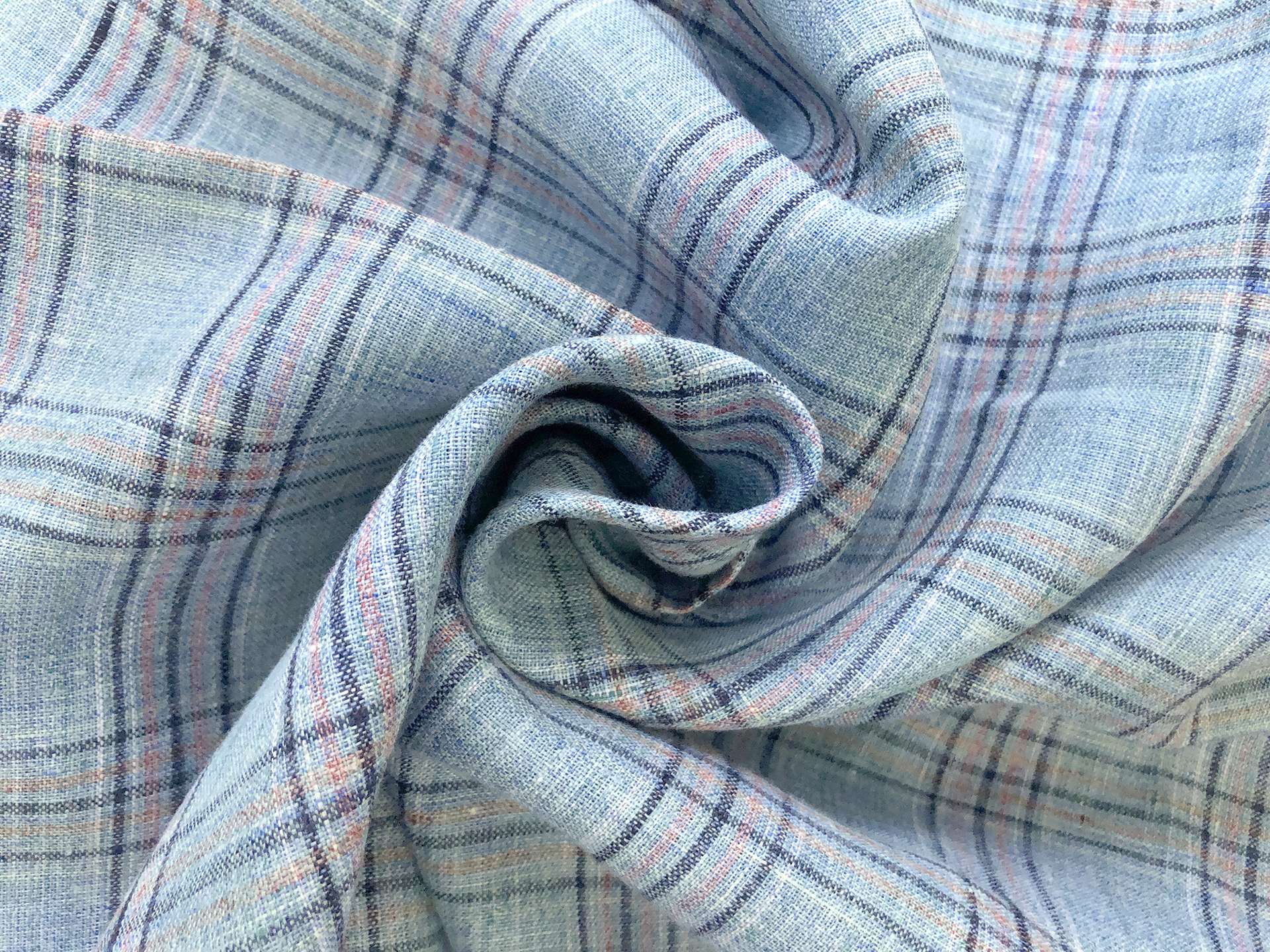 Linen Plaid in Vintage Blue