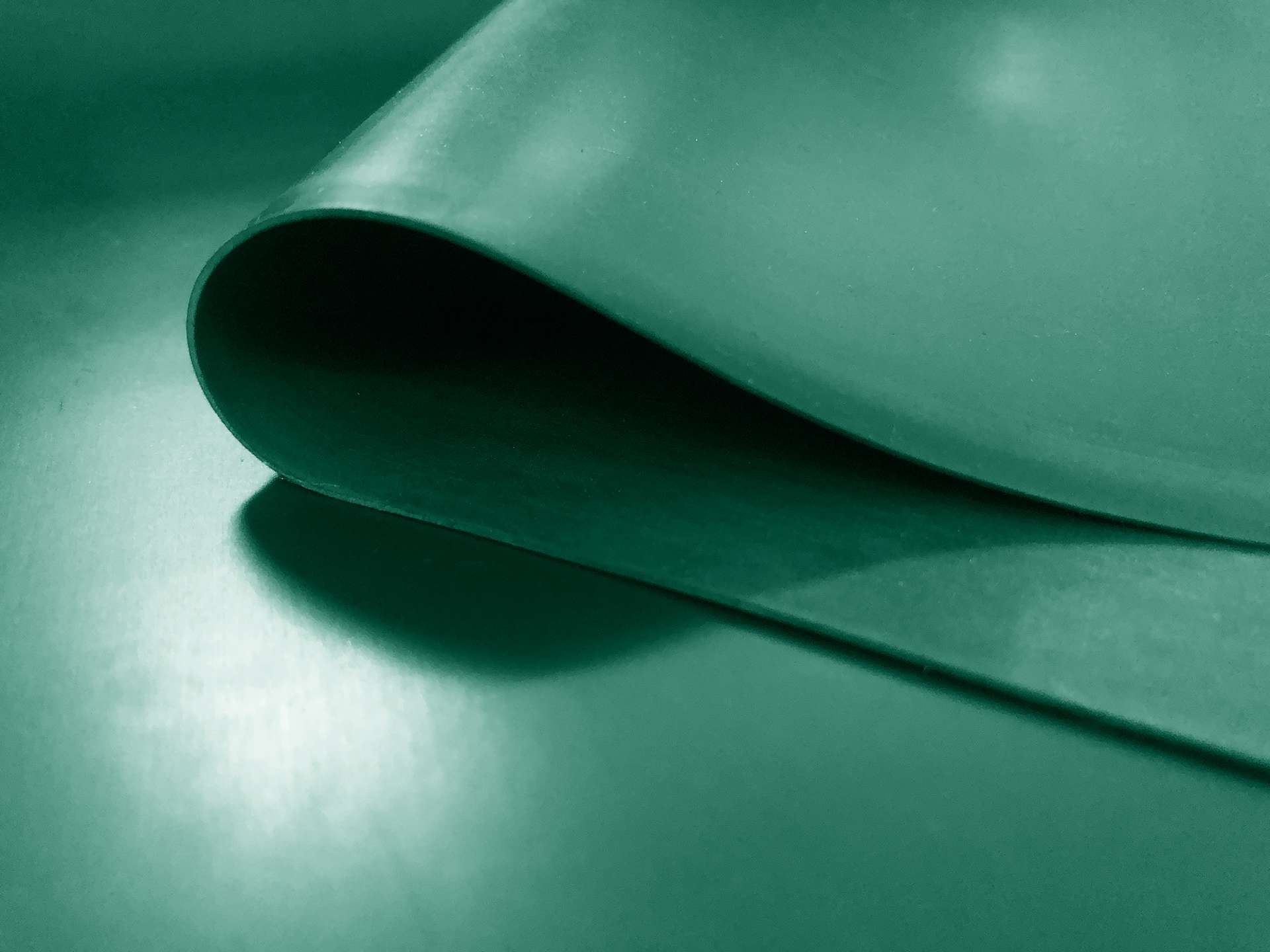 .65mm Rubber in Forest Green