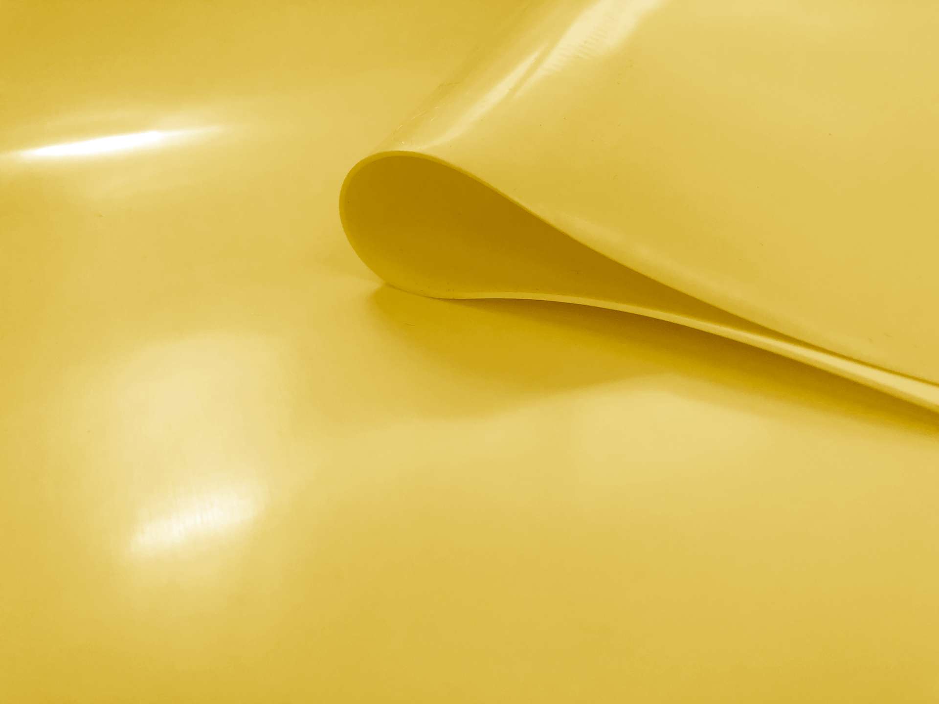 .65mm Rubber in Yellow