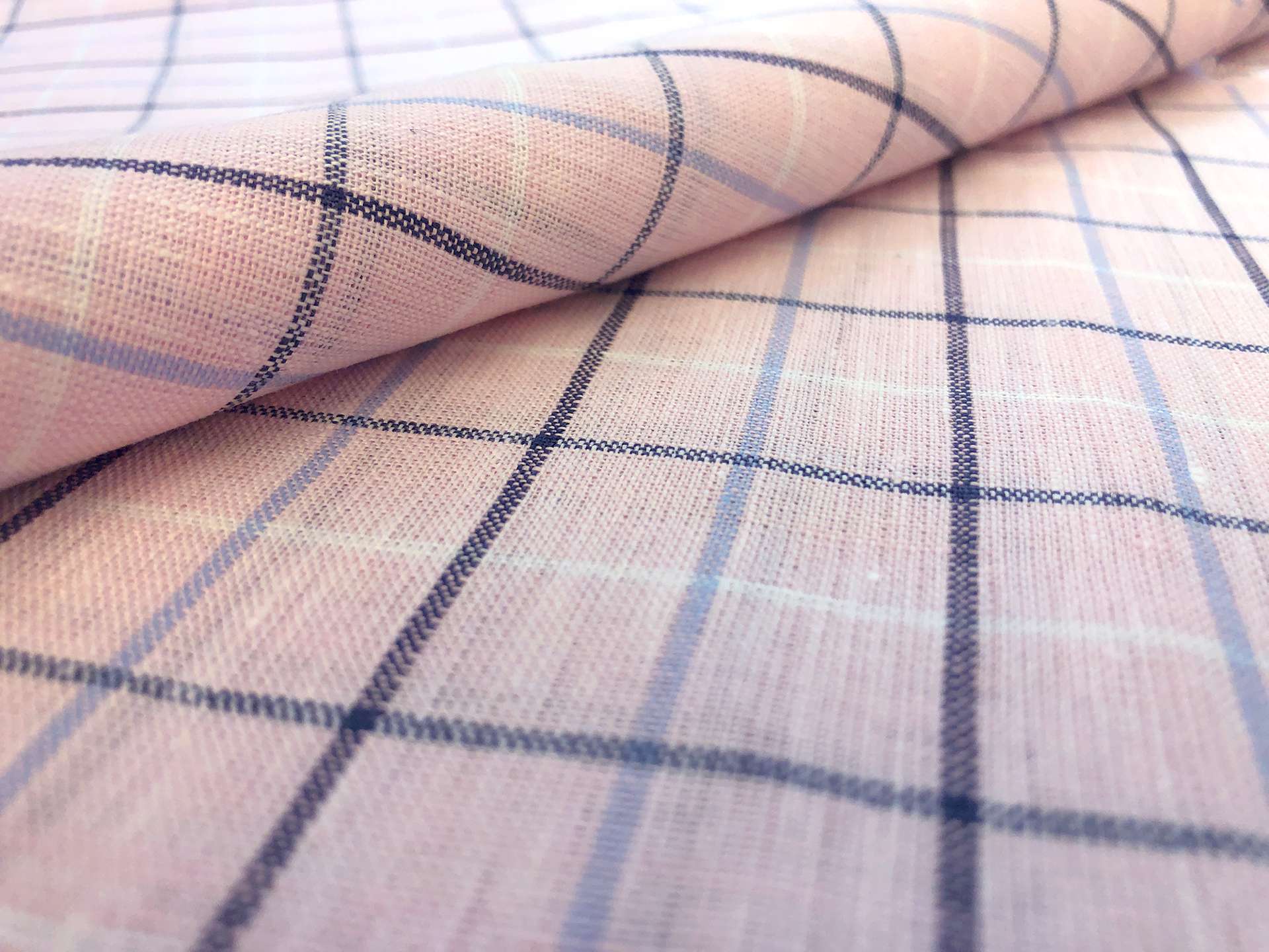 Sanforized Linen Plaid in Baby Pink