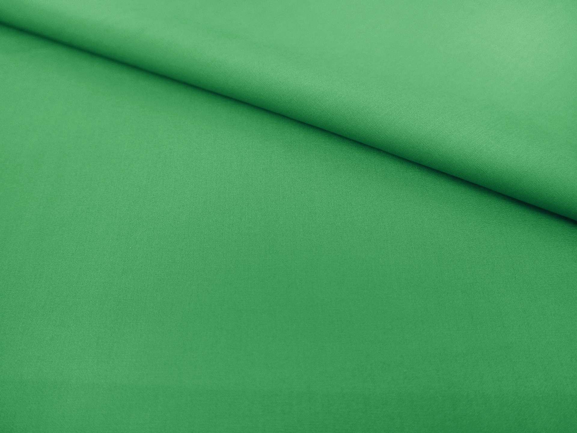 Poly Cotton Broadcloth in Kelly Green