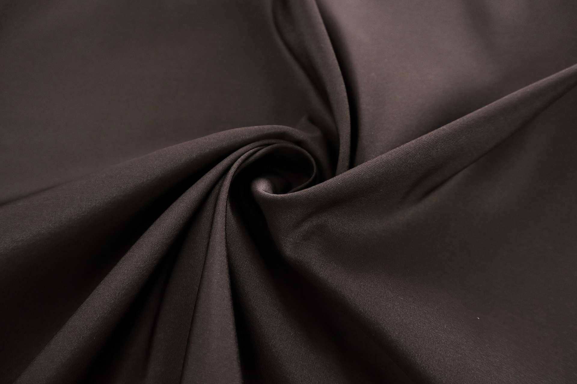 Silk Gros de Londres with a Bounce Finish in Chocolate