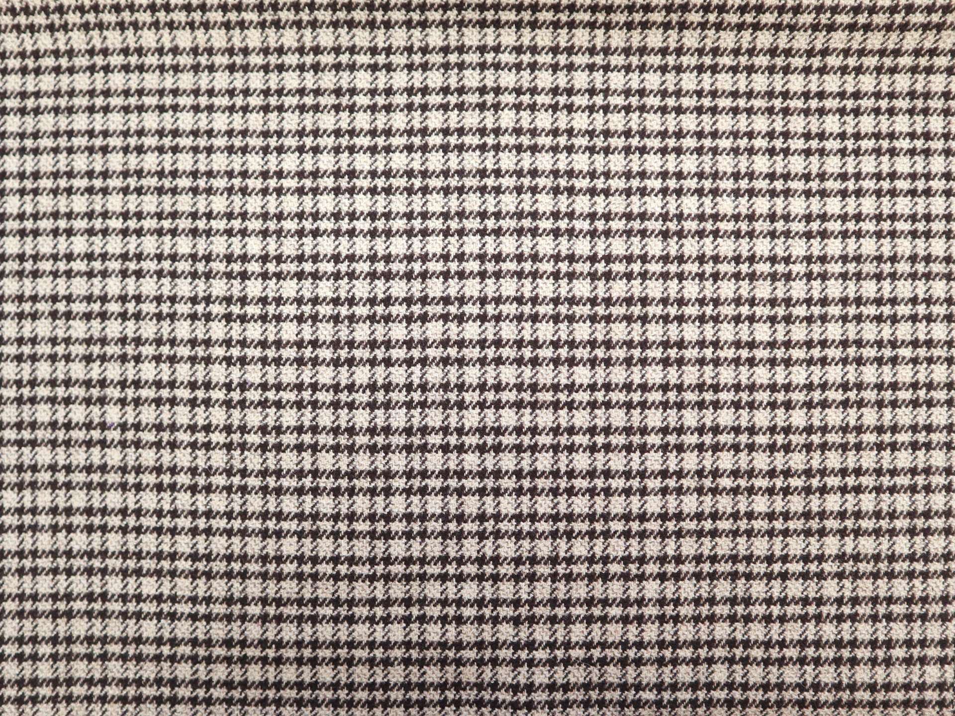 Cashmere Houndstooth Suiting in Dark Brown
