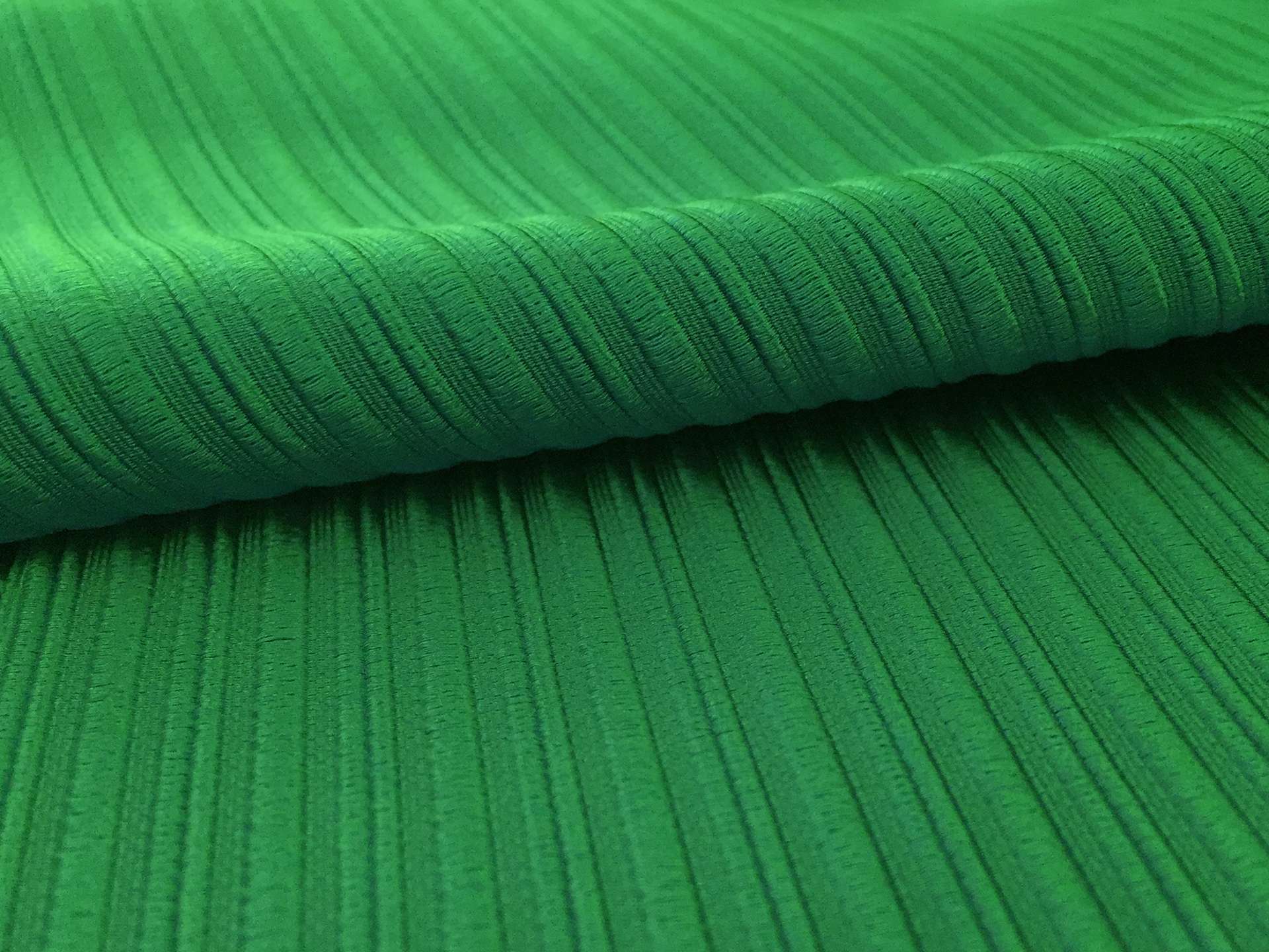 Rayon Ottoman in Emerald Green