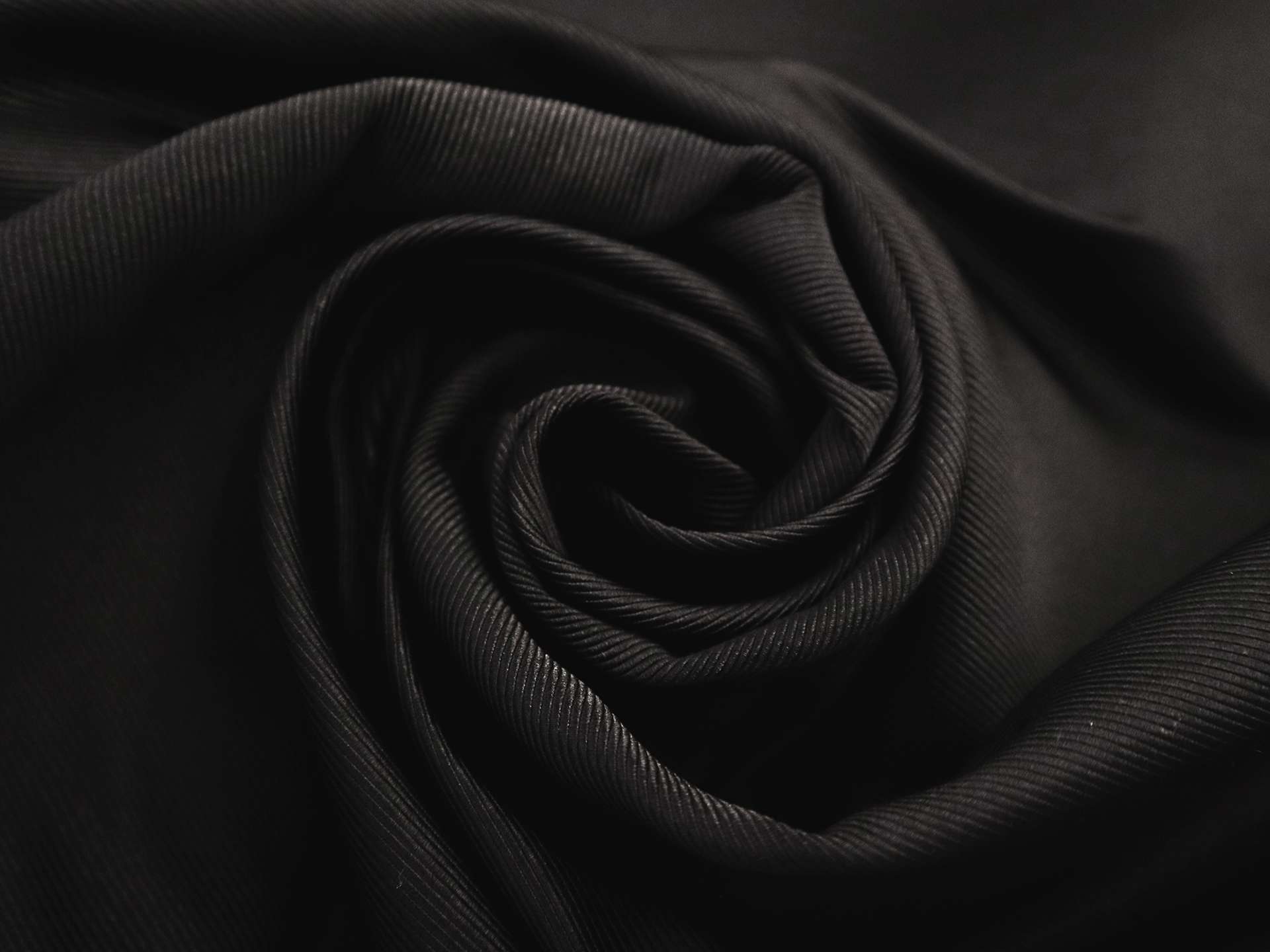 Silk Faille in Black