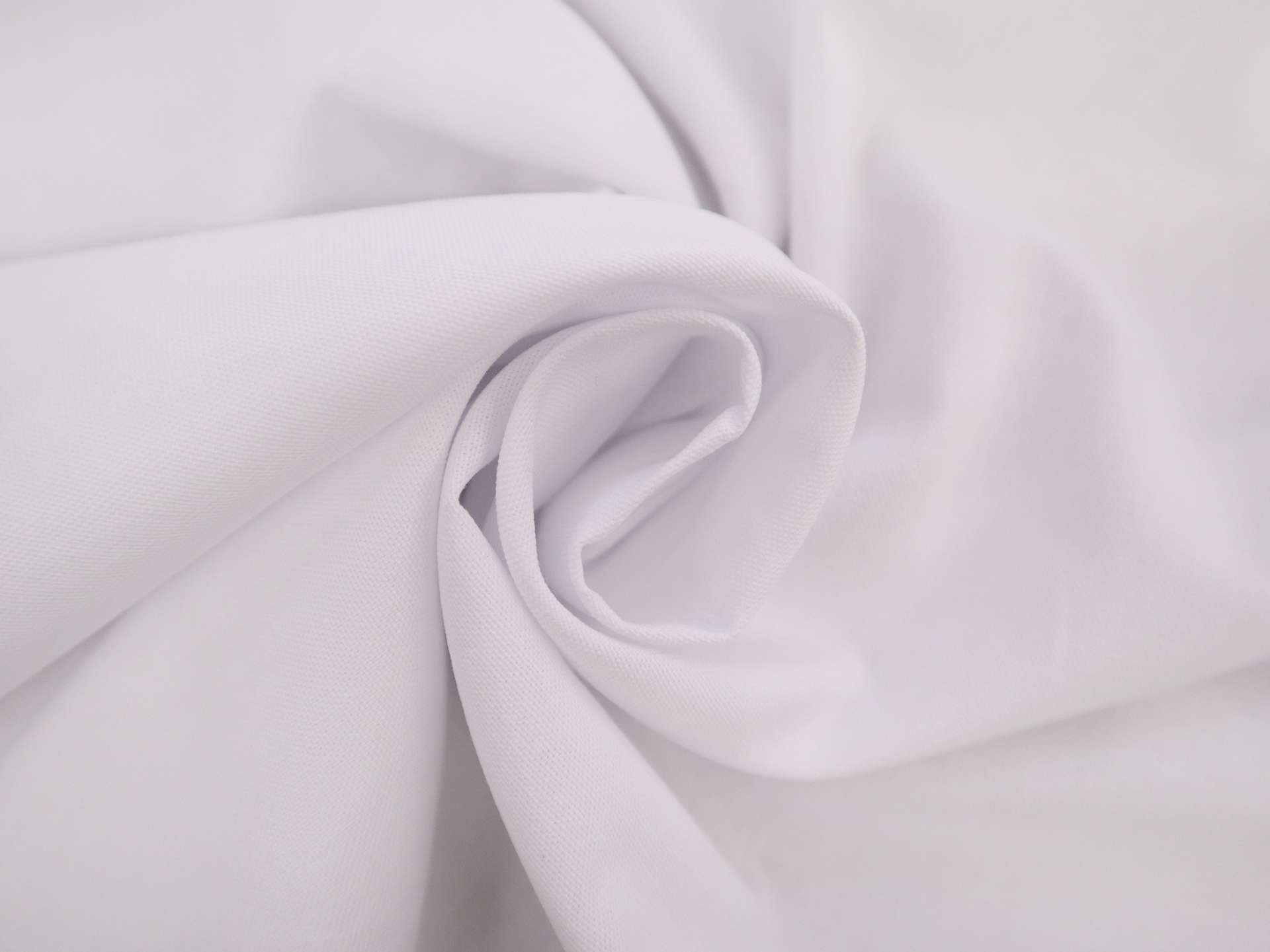Pima Cotton Oxford in White 