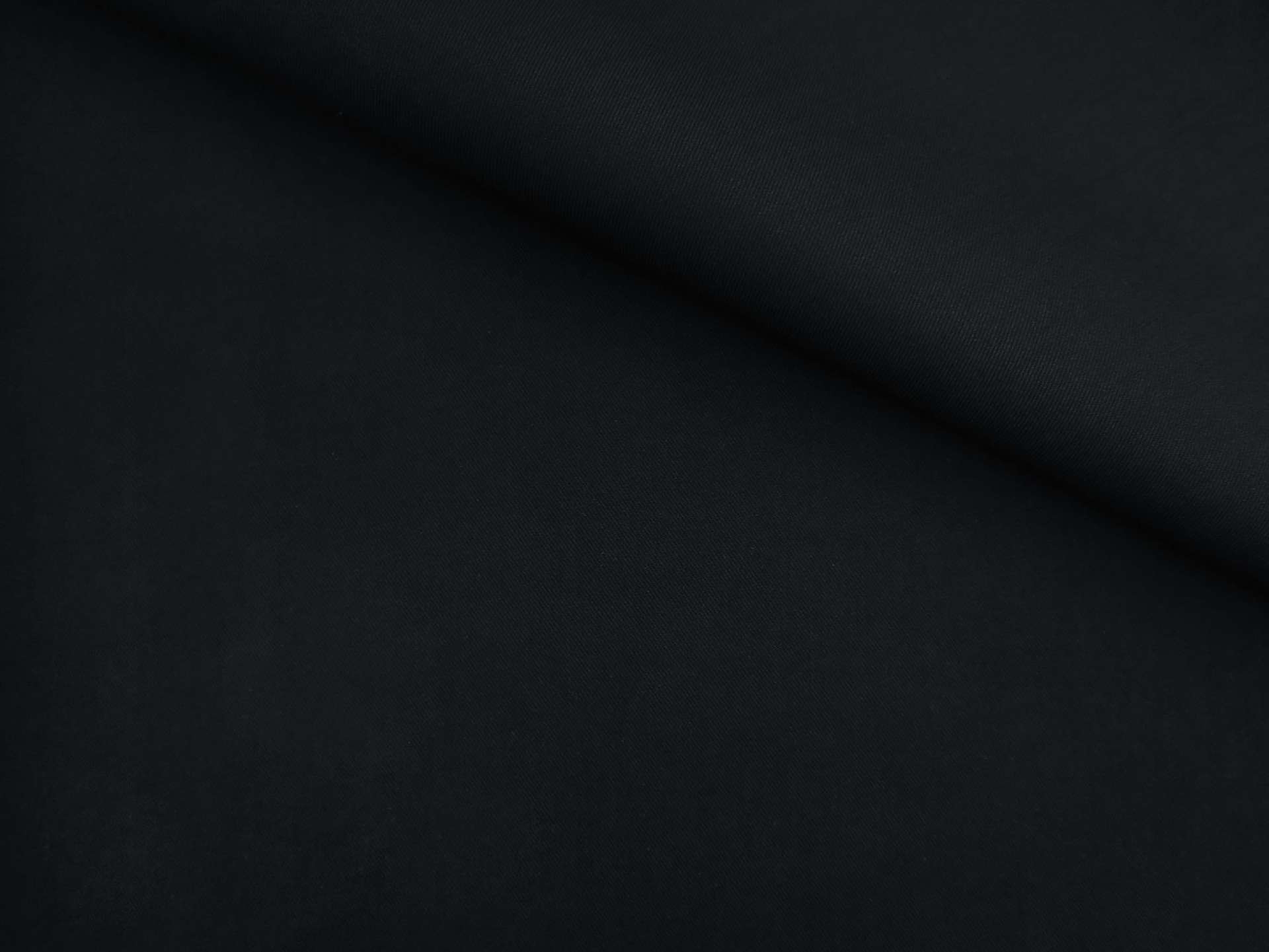 Italian Extra Fine Double Twisted Twill in Black