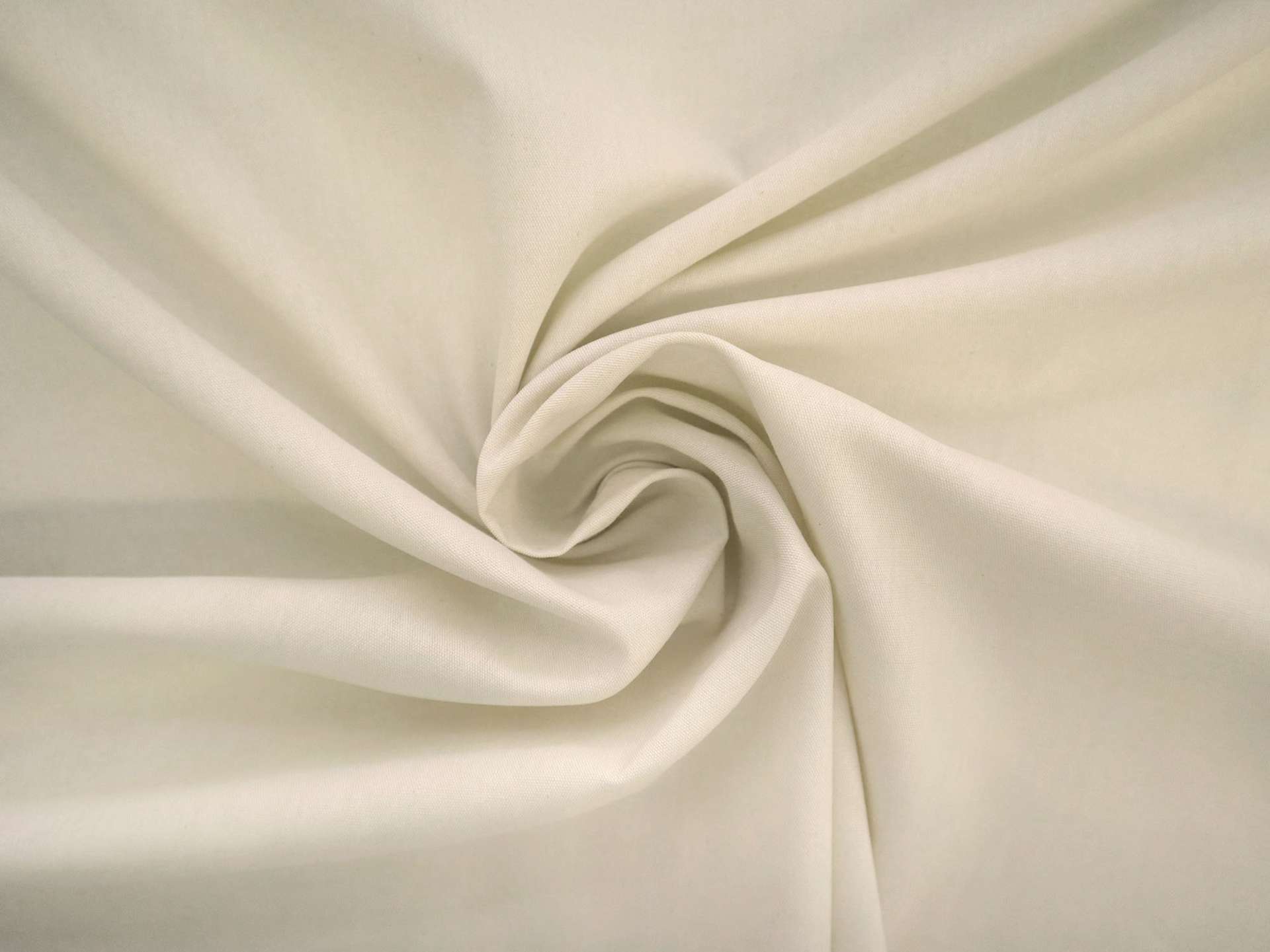 Cotton Chambray in Bone