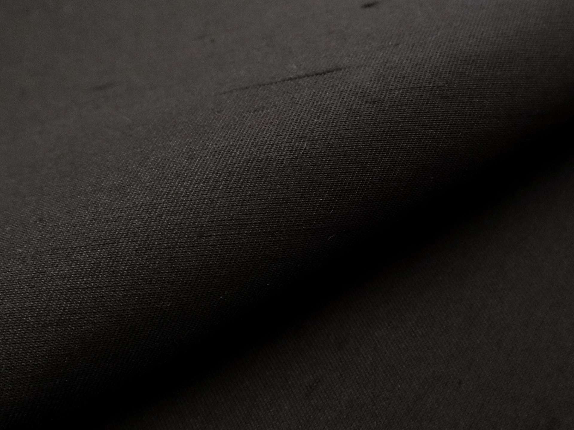 Calvin Klein Silk Shantung in Black