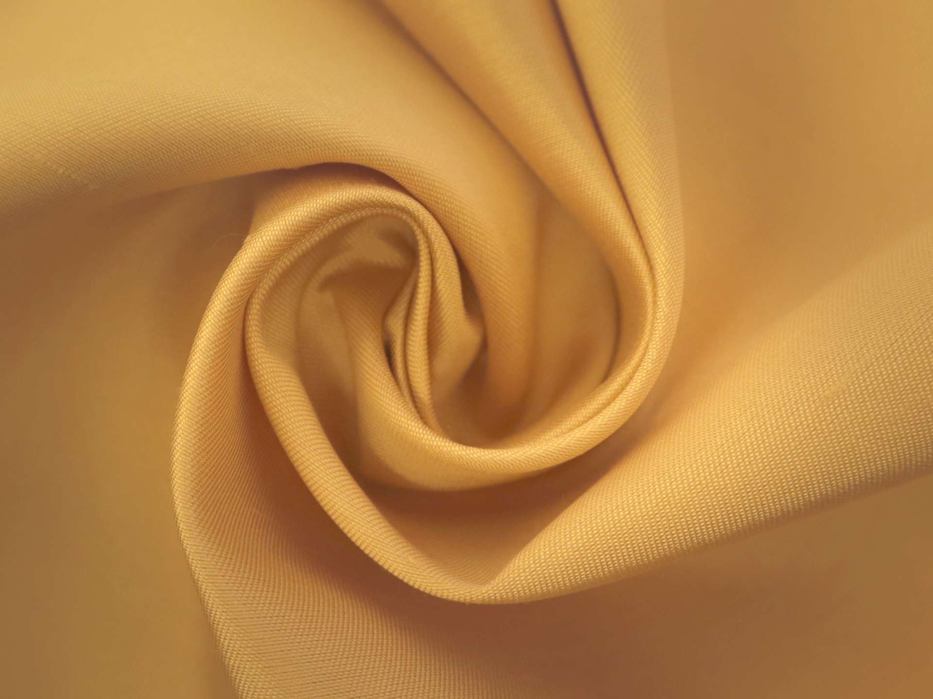 Calvin Klein Silk Shantung in Goldenrod