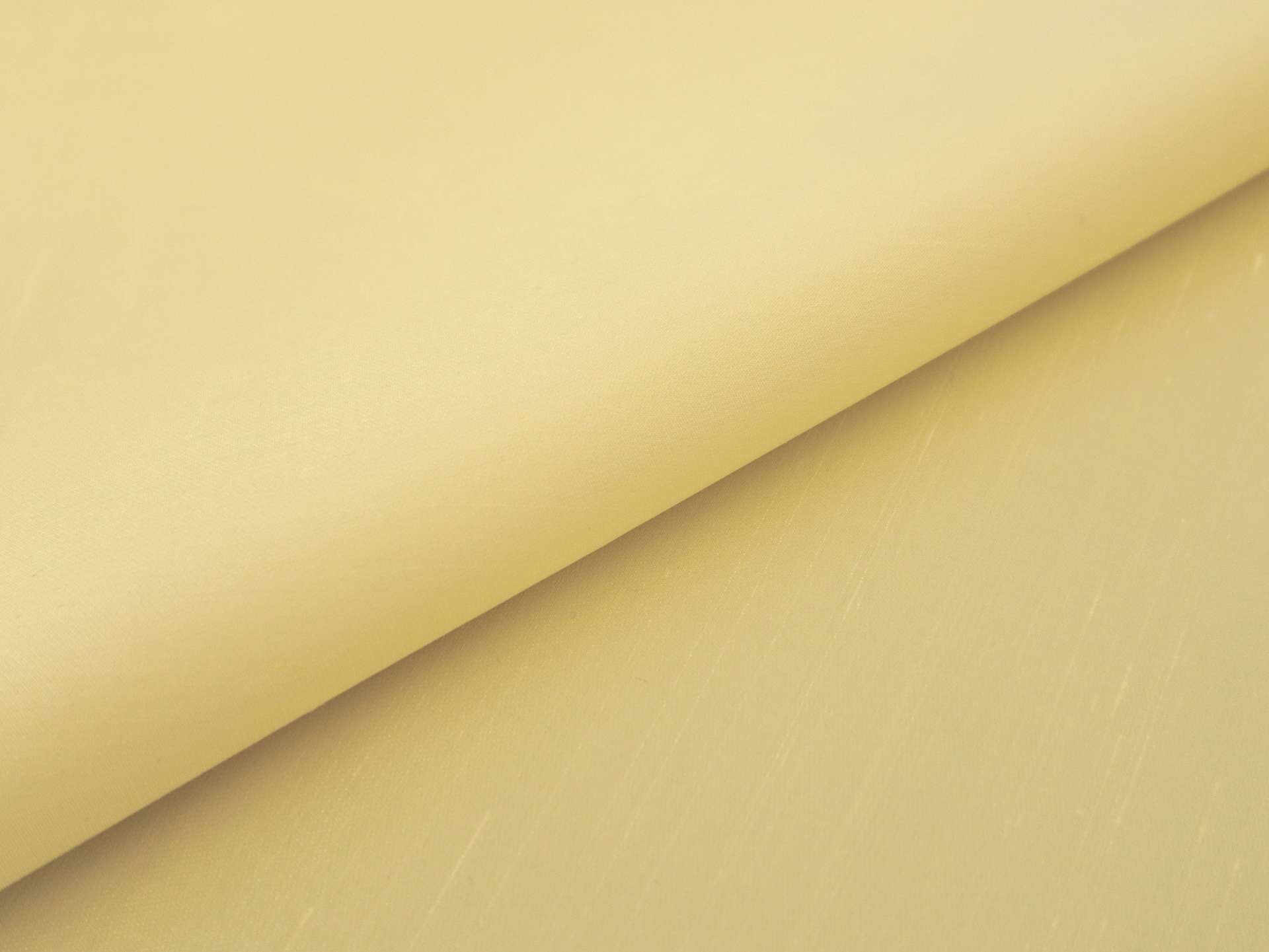  Silk Shantung in off white 
