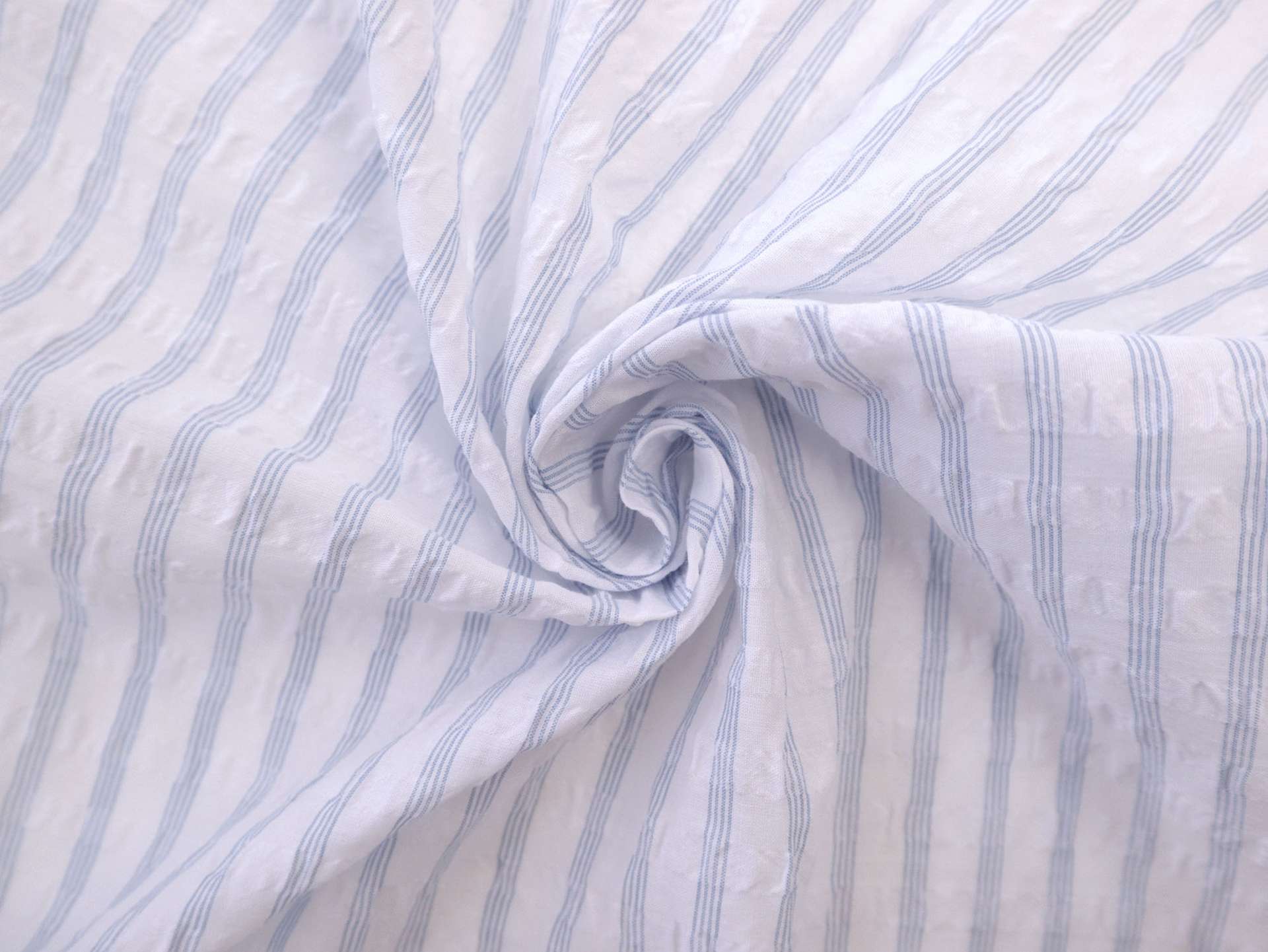 Cotton Blend Seersucker Stripe in Cornflower