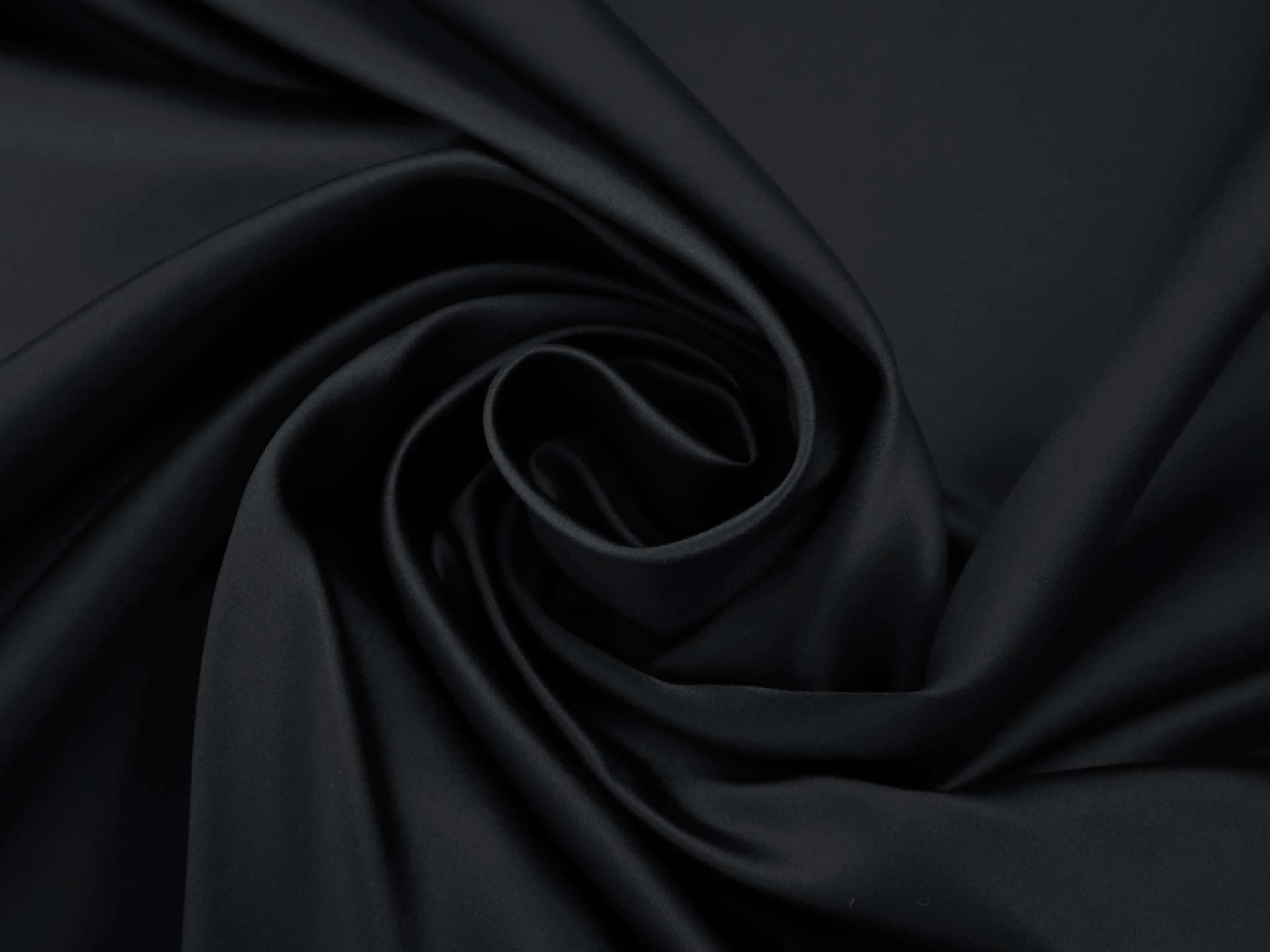 Italian Silk Gros De Londres in Midnight Navy