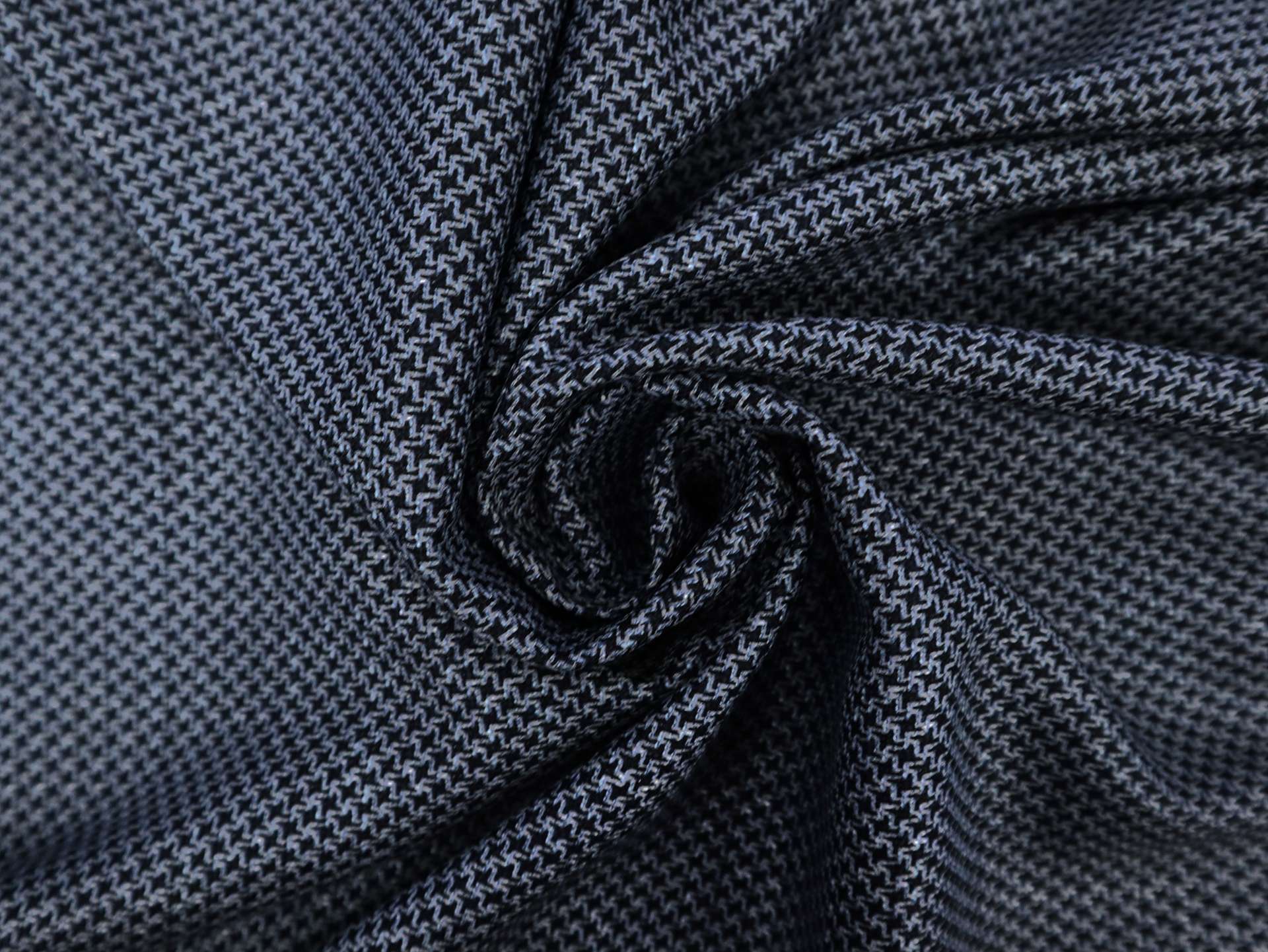 Bamboo Blend Petit Houndstooth Suiting in Blue