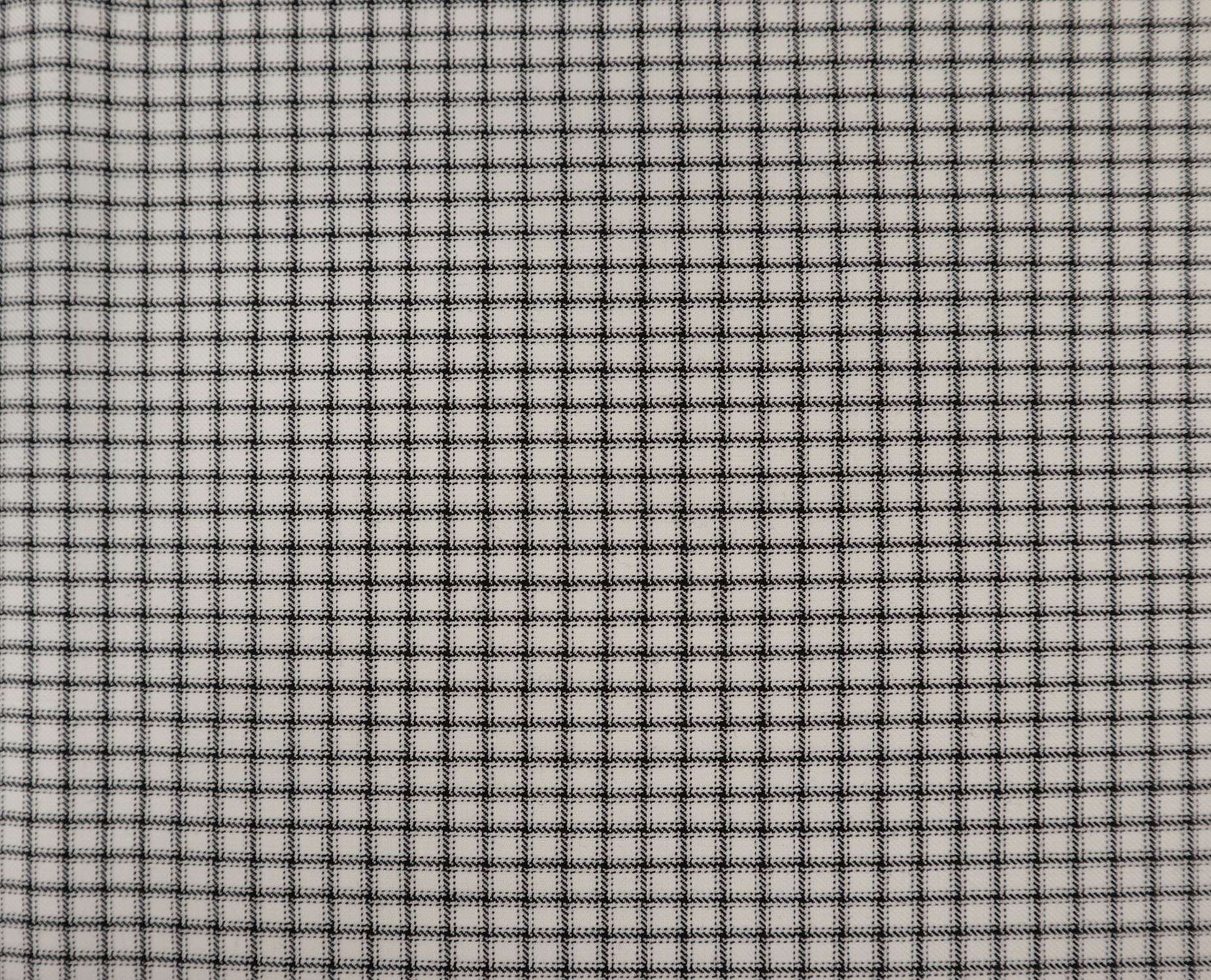 Italian Virgin Wool Lycra Check Suiting in White
