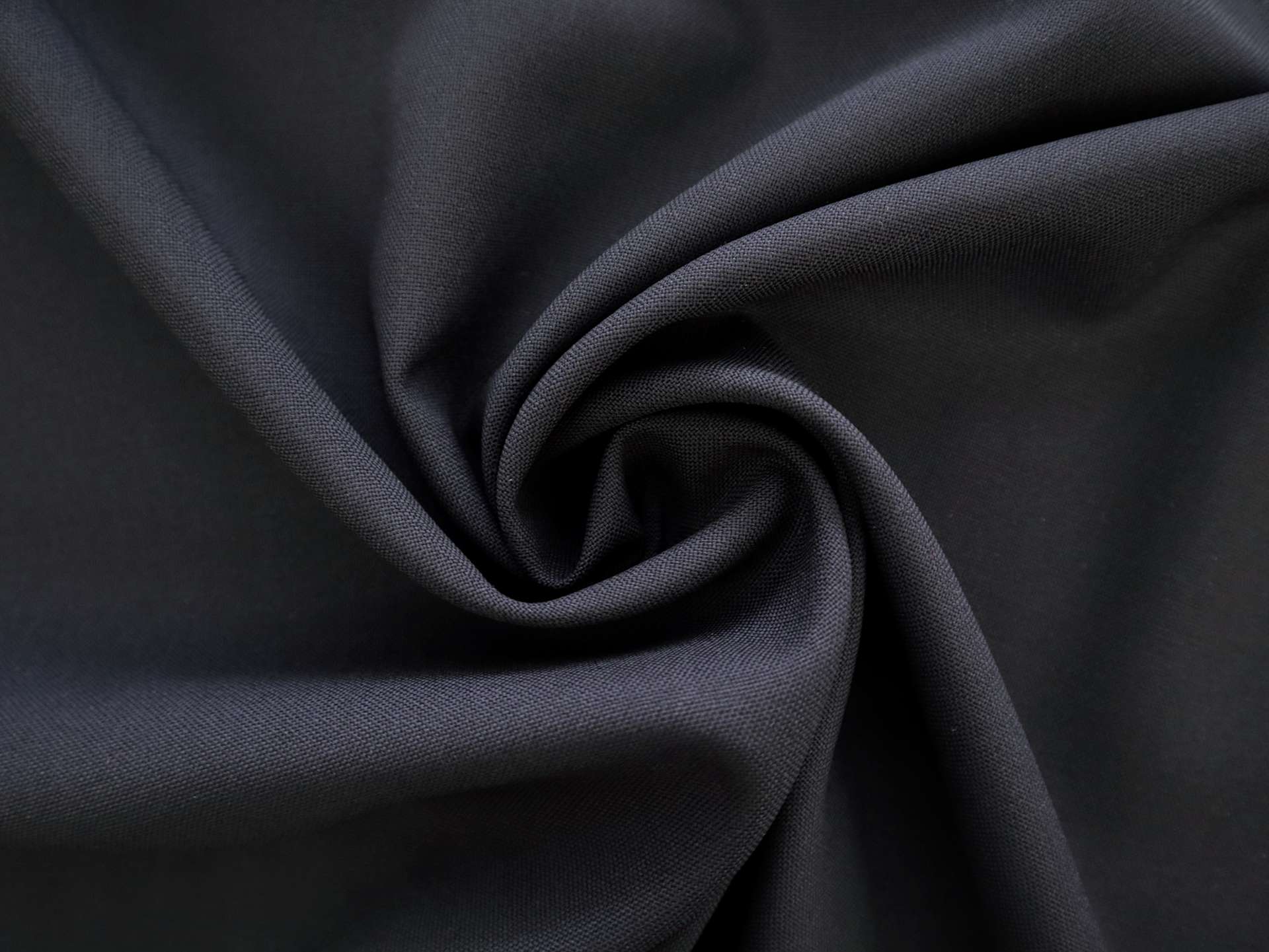 Italian Wool & Mohair Suiting in Midnight Navy