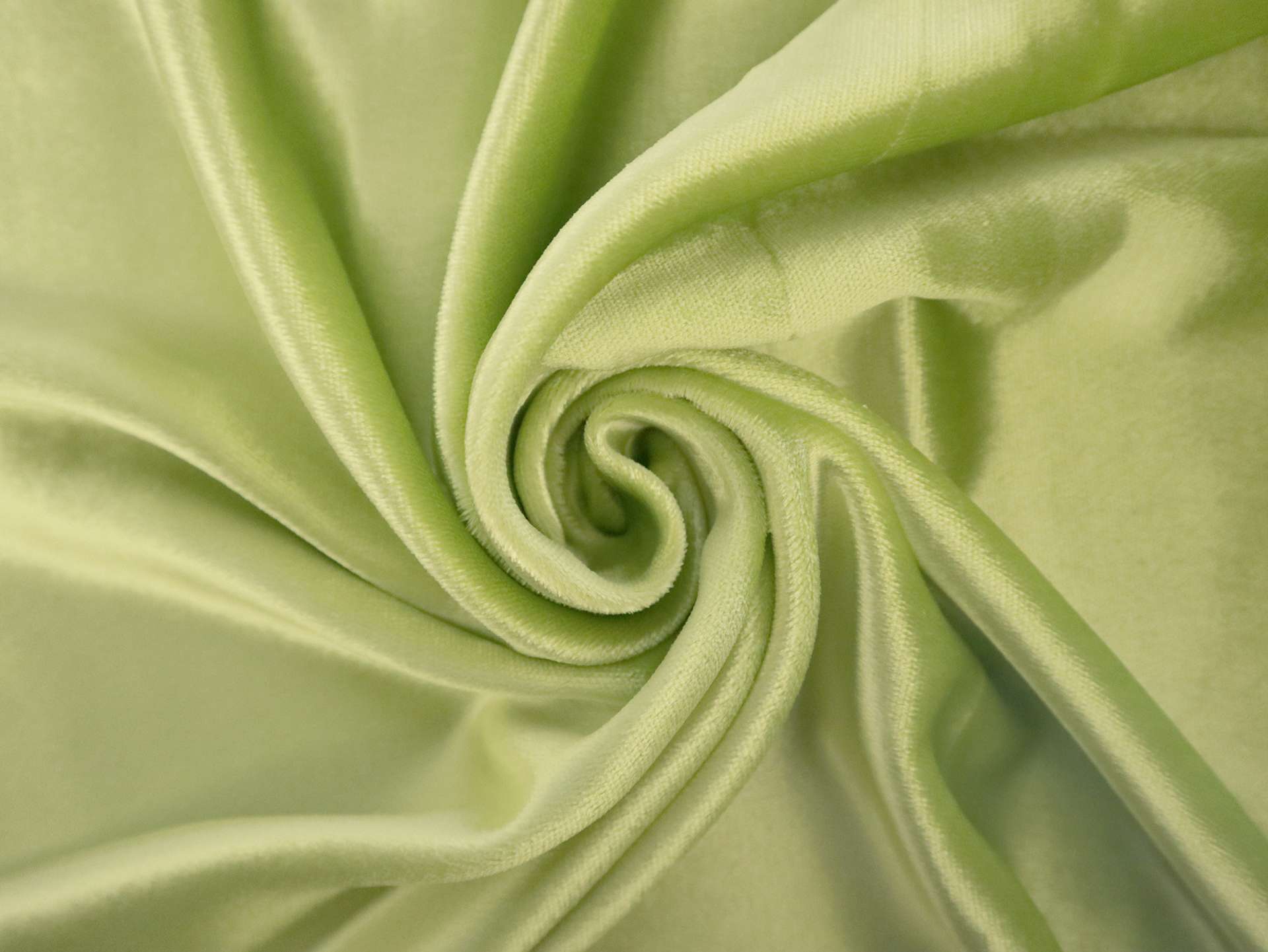 Rayon Panné Velvet in Aloe