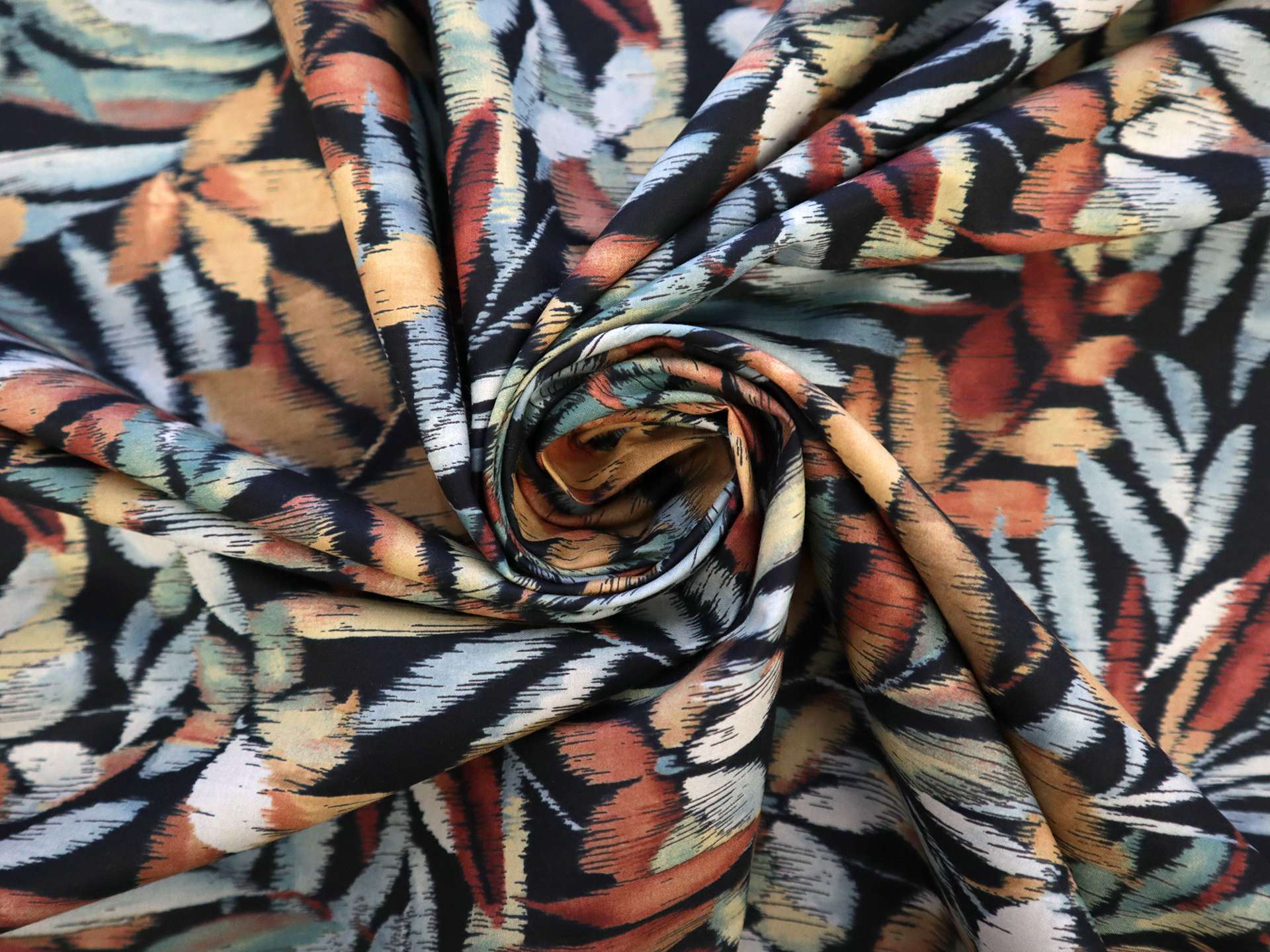 Pima Cotton Print with Leaf Pattern 