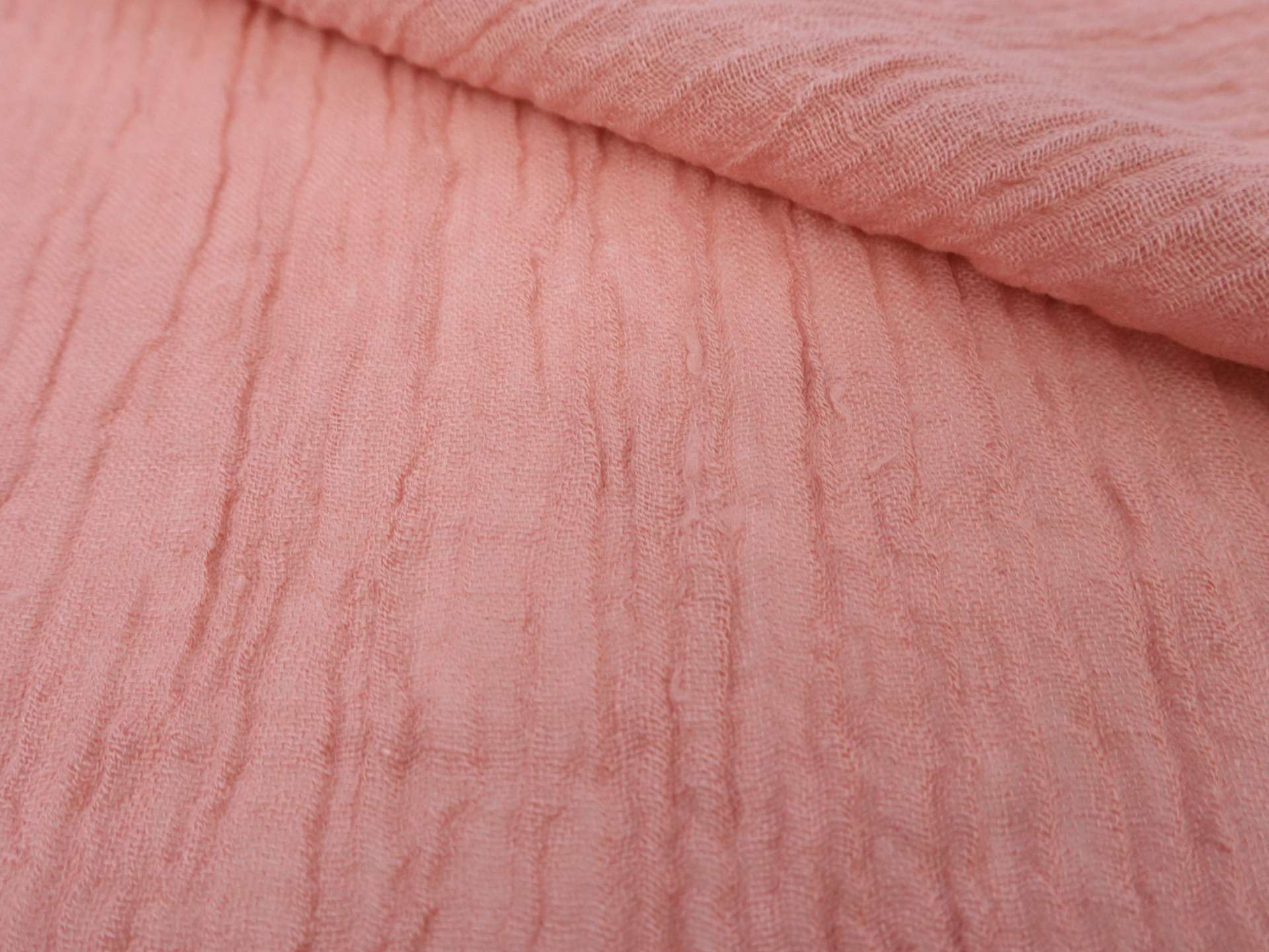 Crinkled Linen Gauze in Salmon Pink