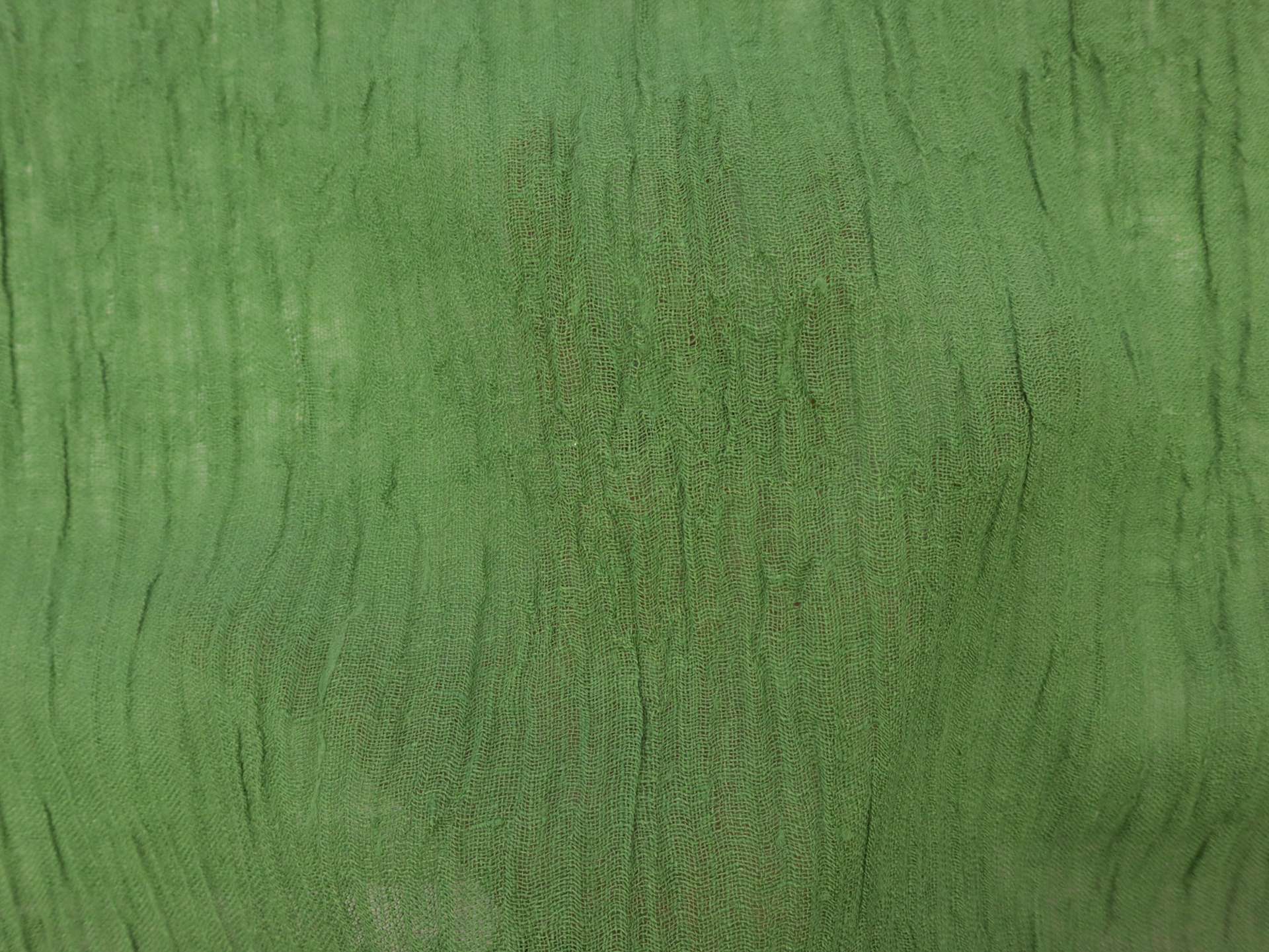 Crinkled Linen Gauze in Grass Green