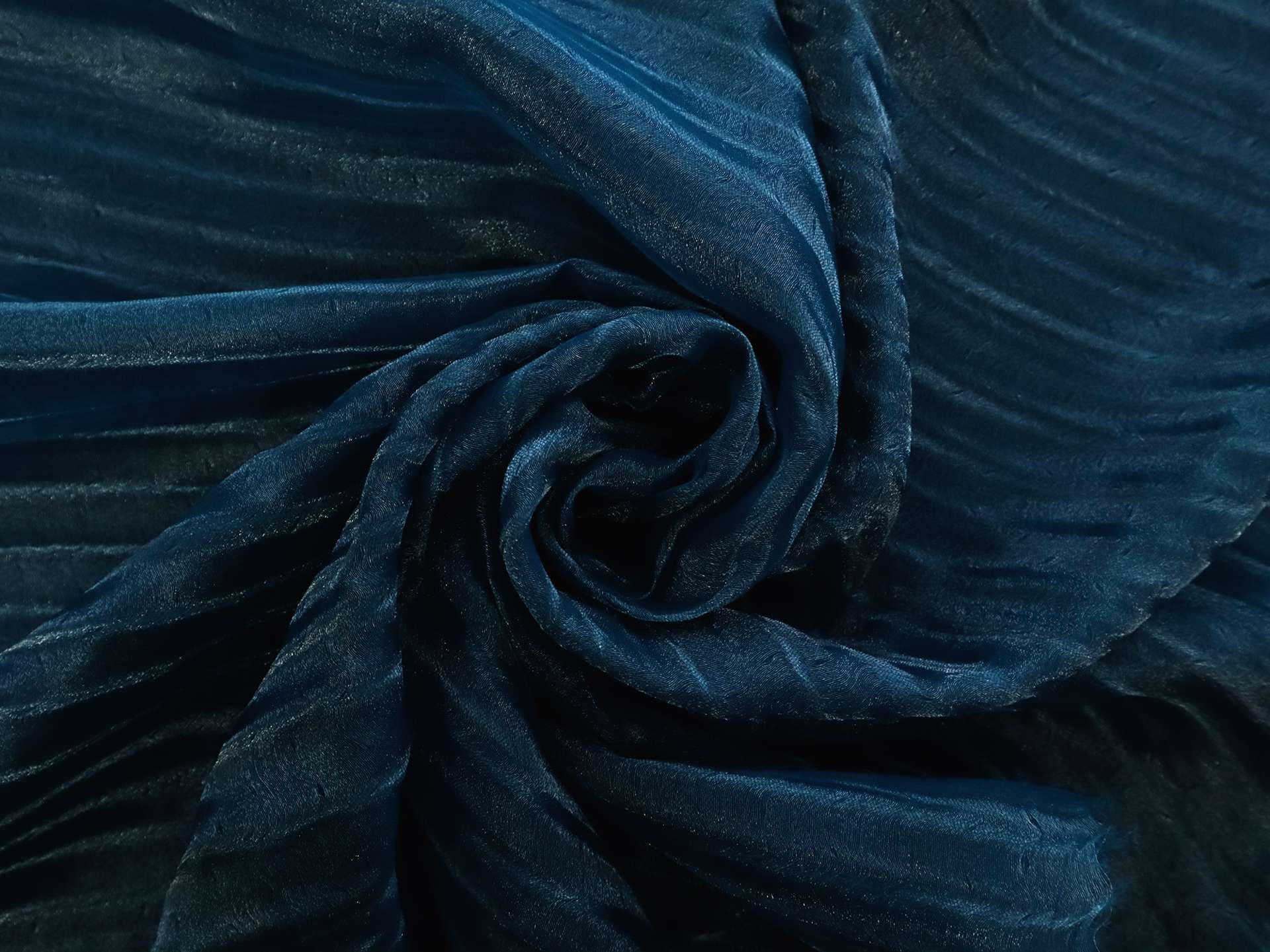 Silk Blend Lurex Chiffon Cloqué in Navy