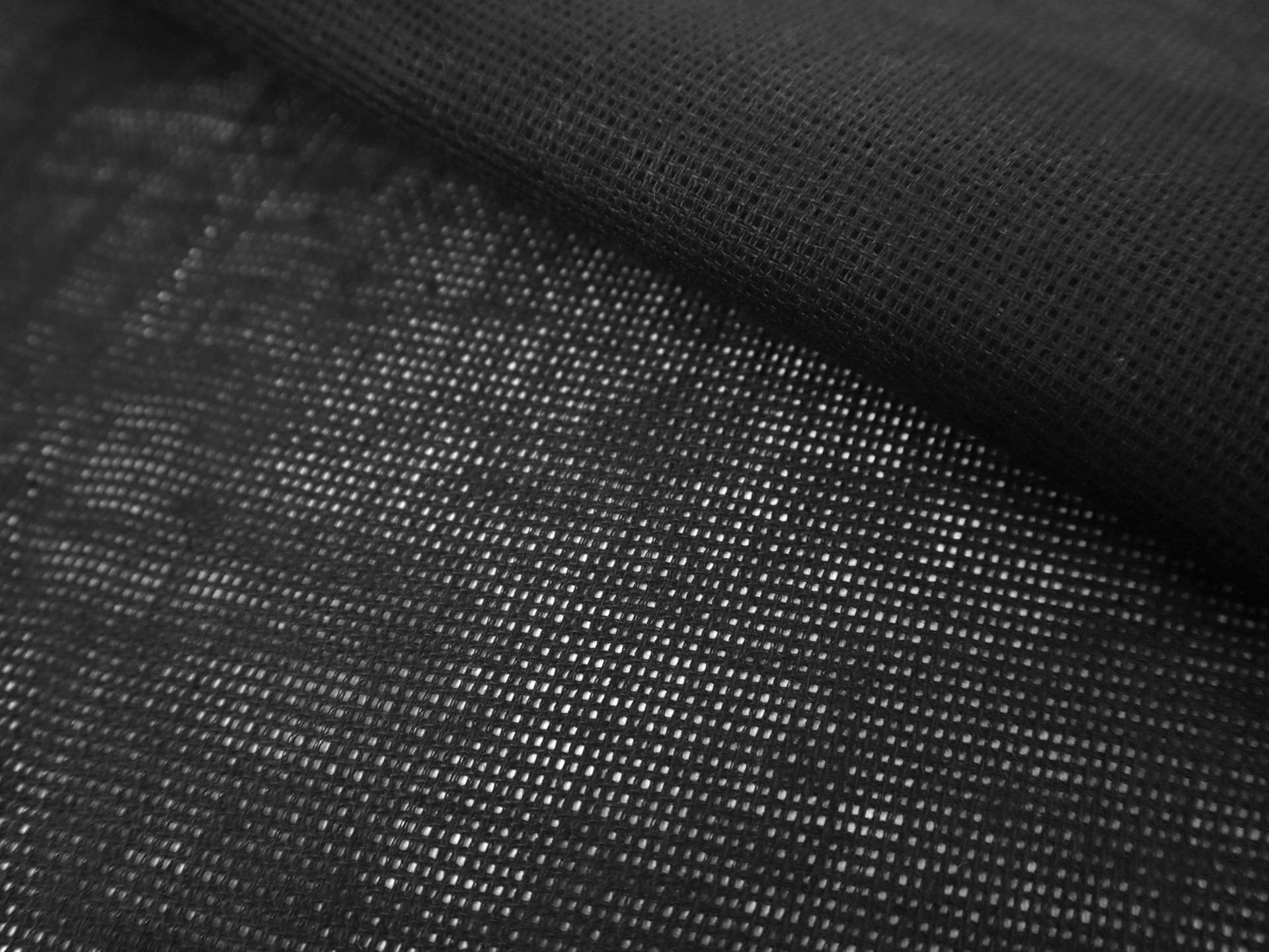 Linen Mesh in Black