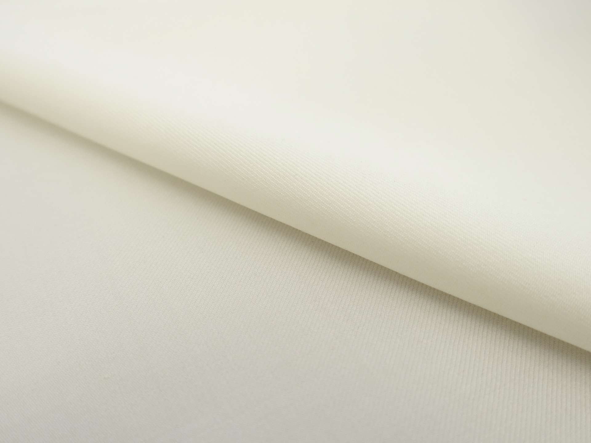 Italian Wool Super 120's Suiting in Ivory