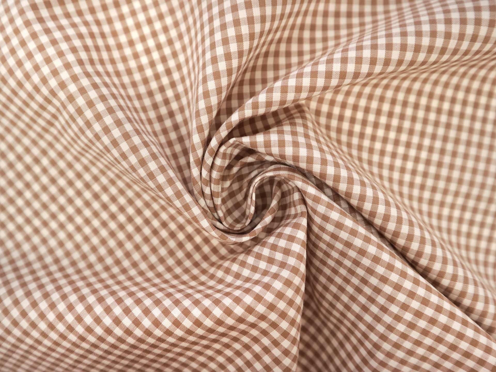 1/8" Cotton Gingham in Toffee 