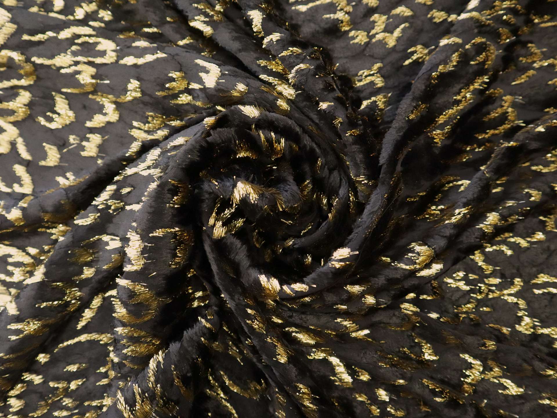 Silk & Lurex Blend Burnout Velvet in Gold/Black