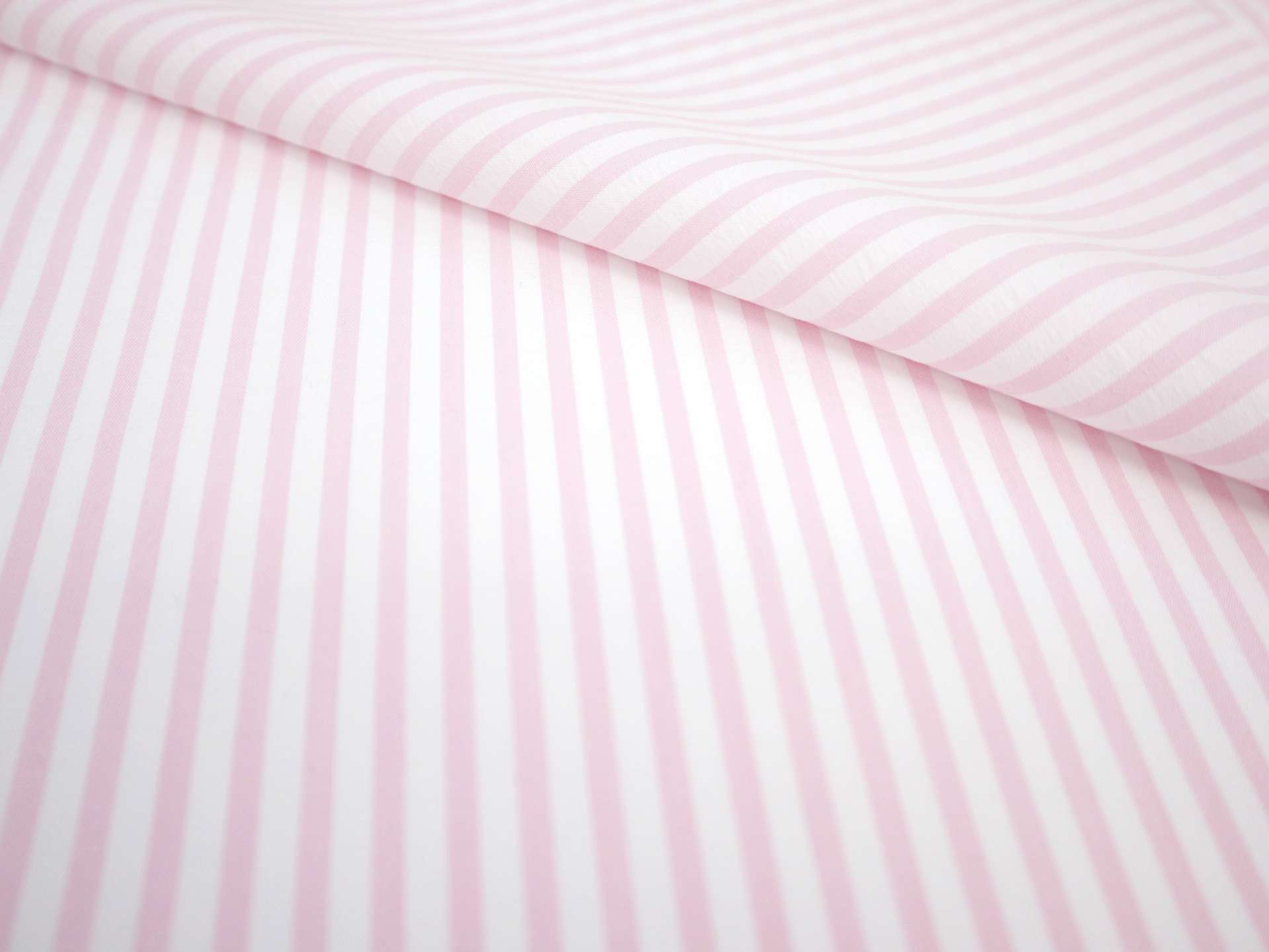 Cotton Seersucker Stripe in Pink