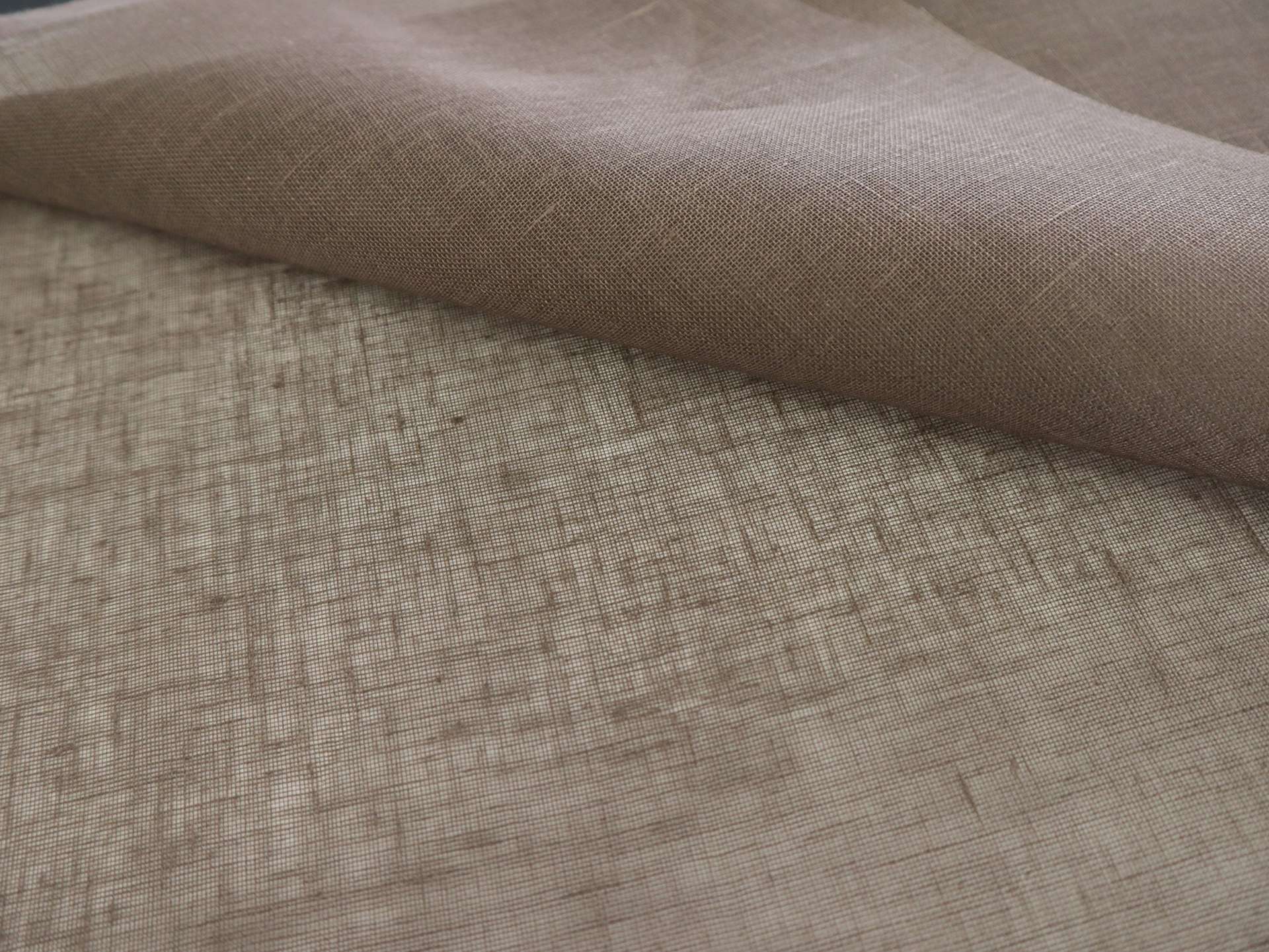 Linen Mesh in Brown