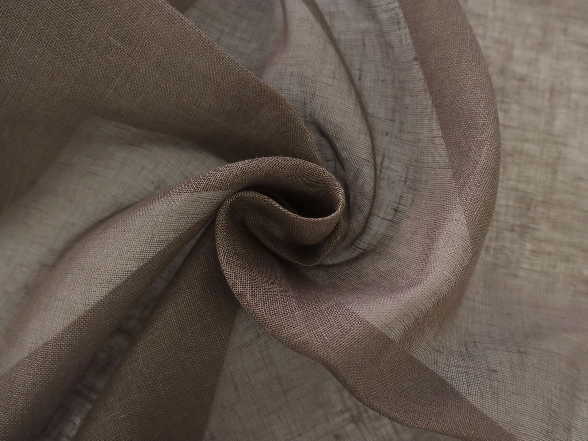 Linen Mesh in Brown