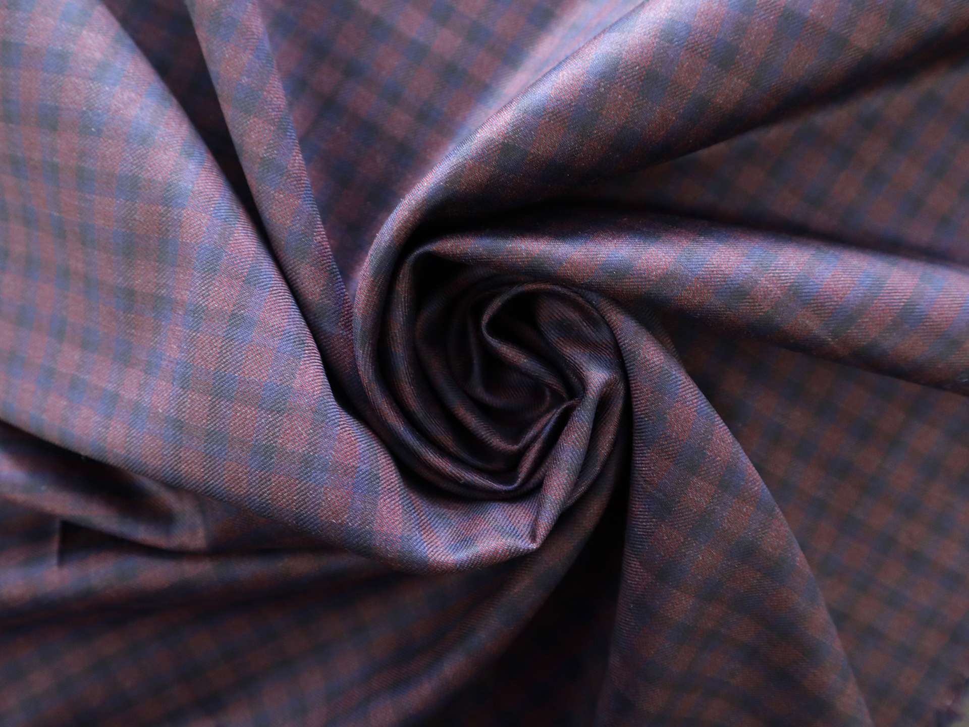 Wool Check Suiting in Navy & Wine