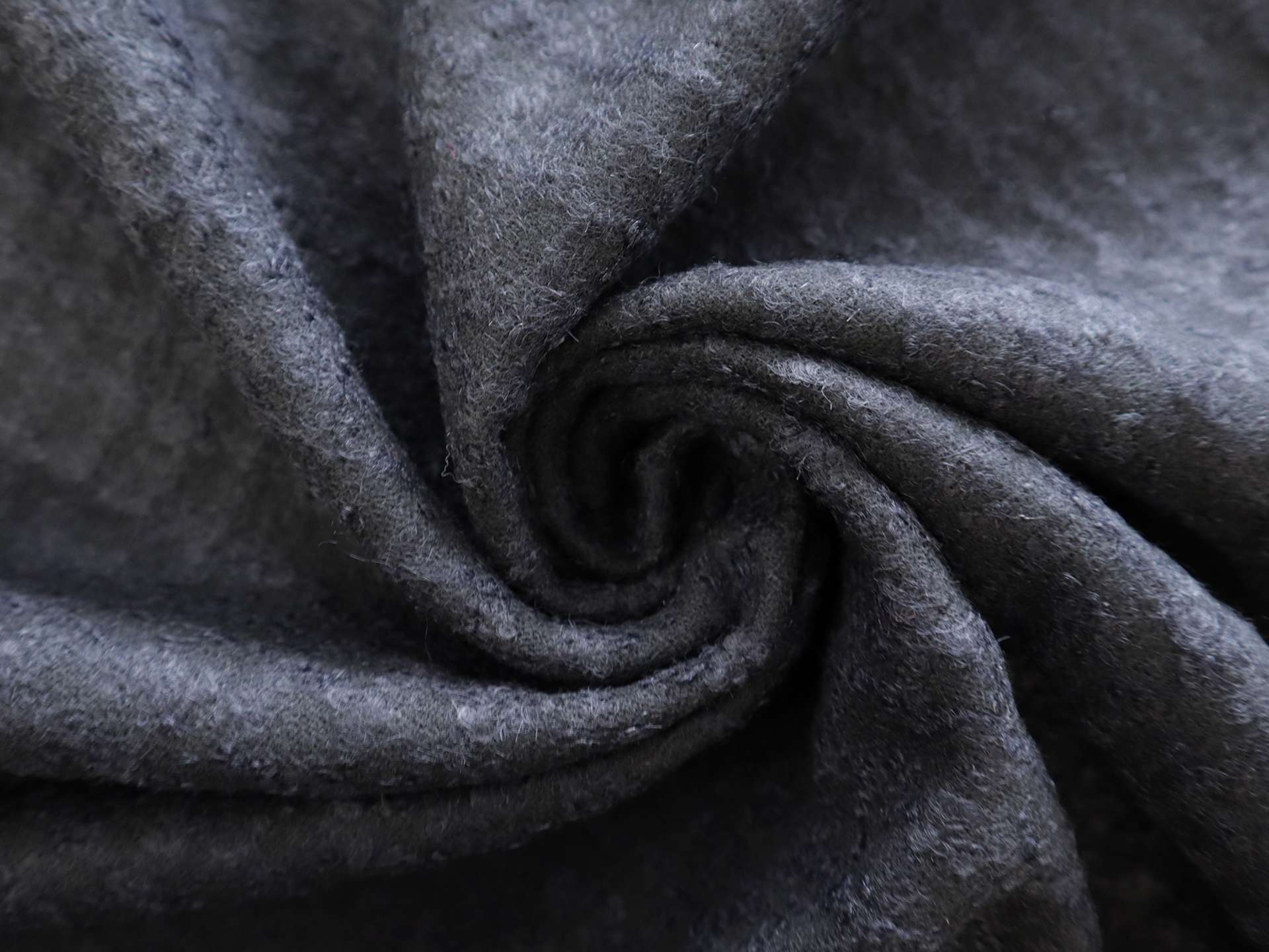 Wool & Cashmere Novelty Tweed in Midnight