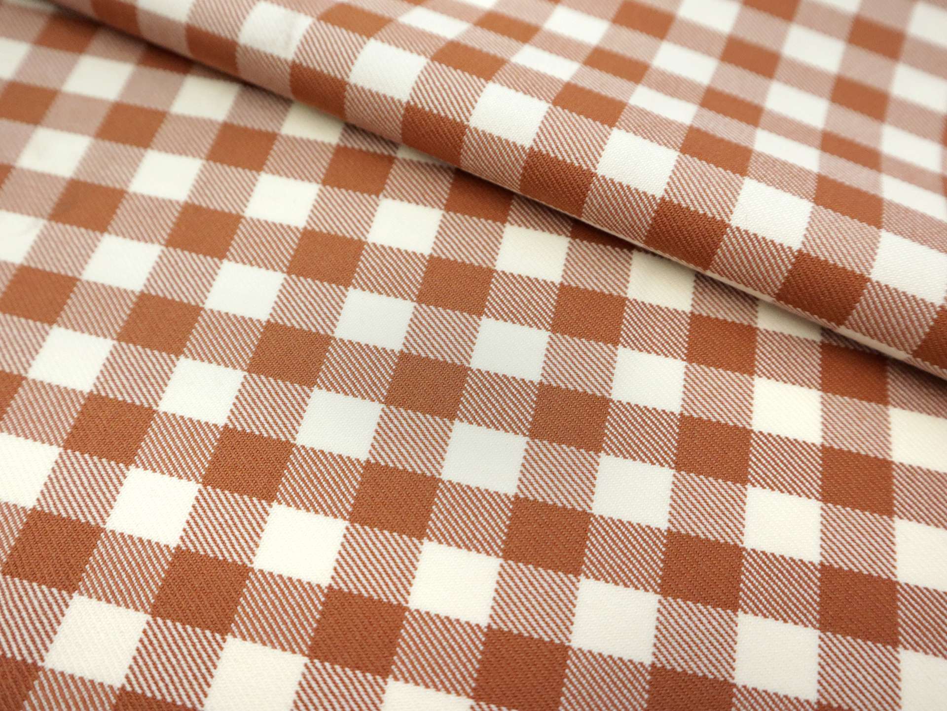 Italian Wool Shepherd's Check in Russet