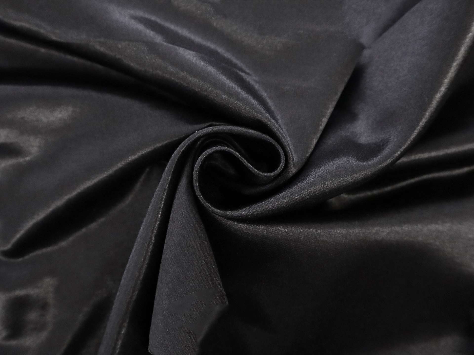 Sunback Coat Lining in Black