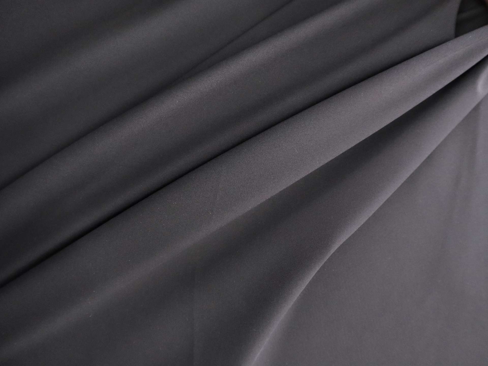 Water Repellent & Windproof Woven Softshell in Black