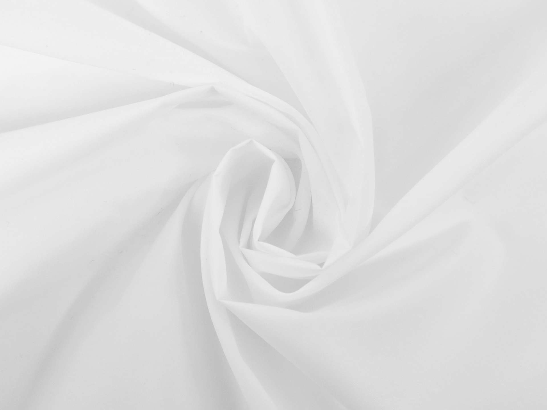 Polyester Ciré in White
