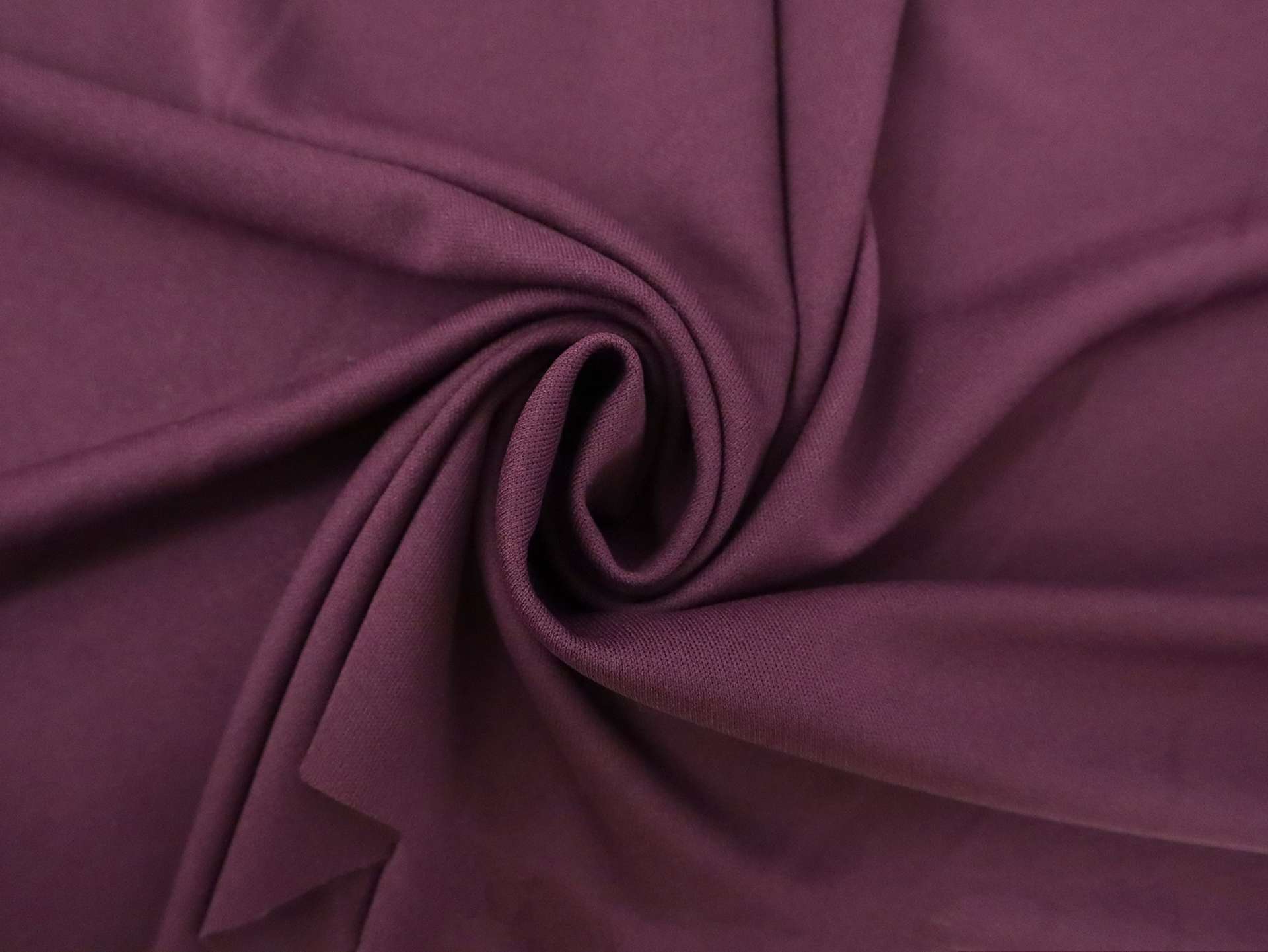Polyester Knit Lining in Wine