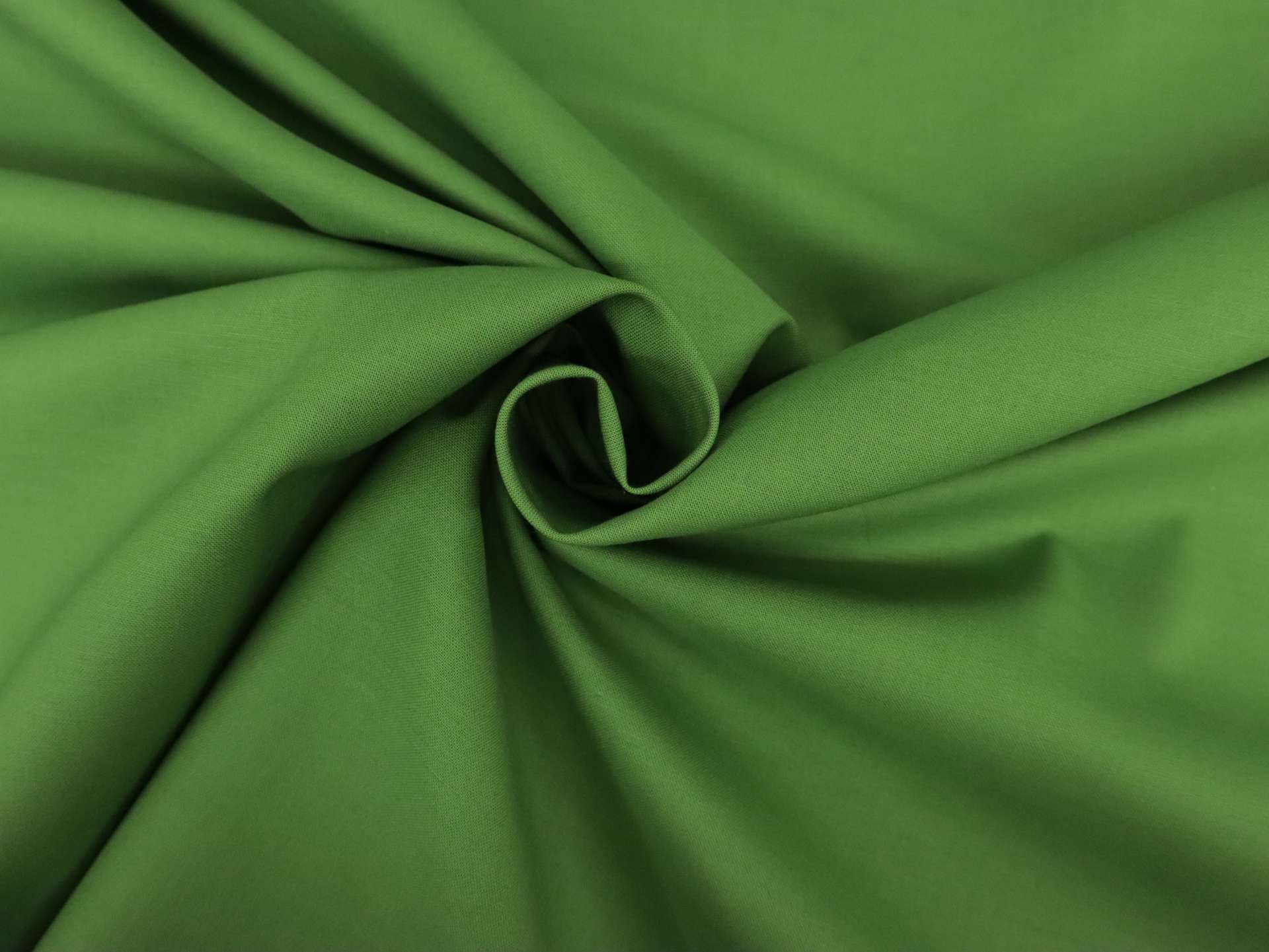 Kona Cotton in Grass Green