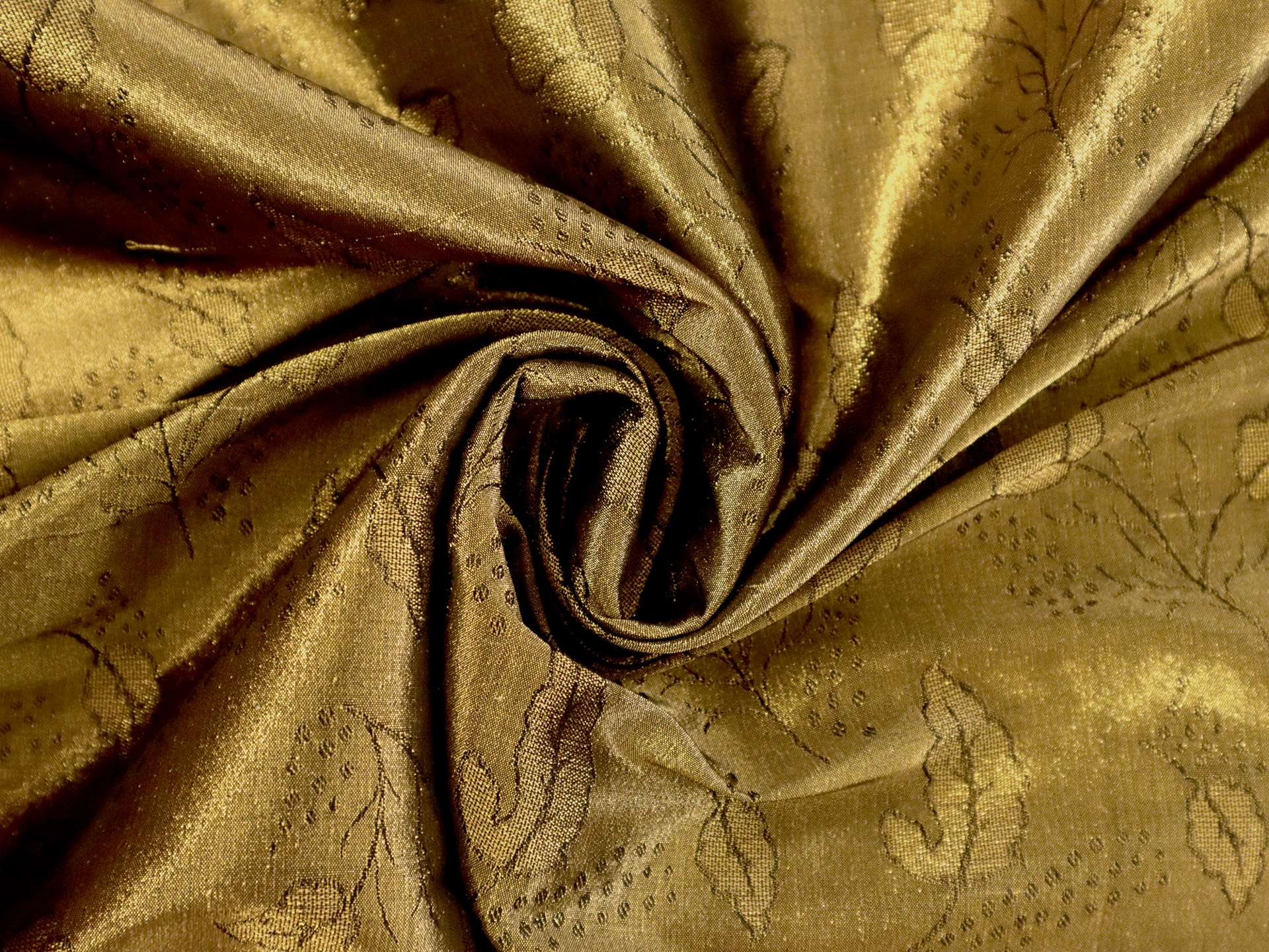 Metallic Silk Shantung with Leaf Pattern in Gold