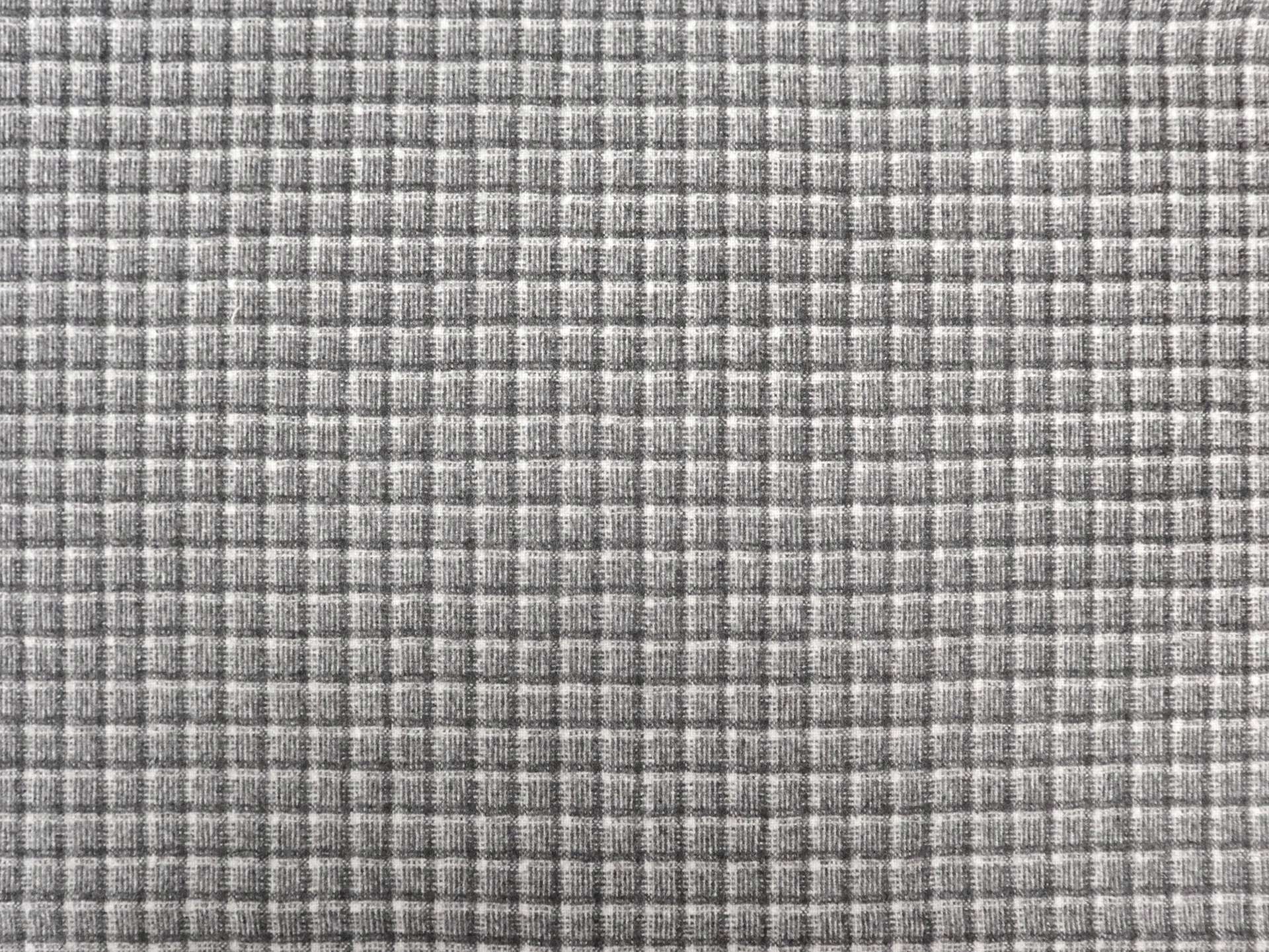 Italian Cashmere Check Suiting in Grey