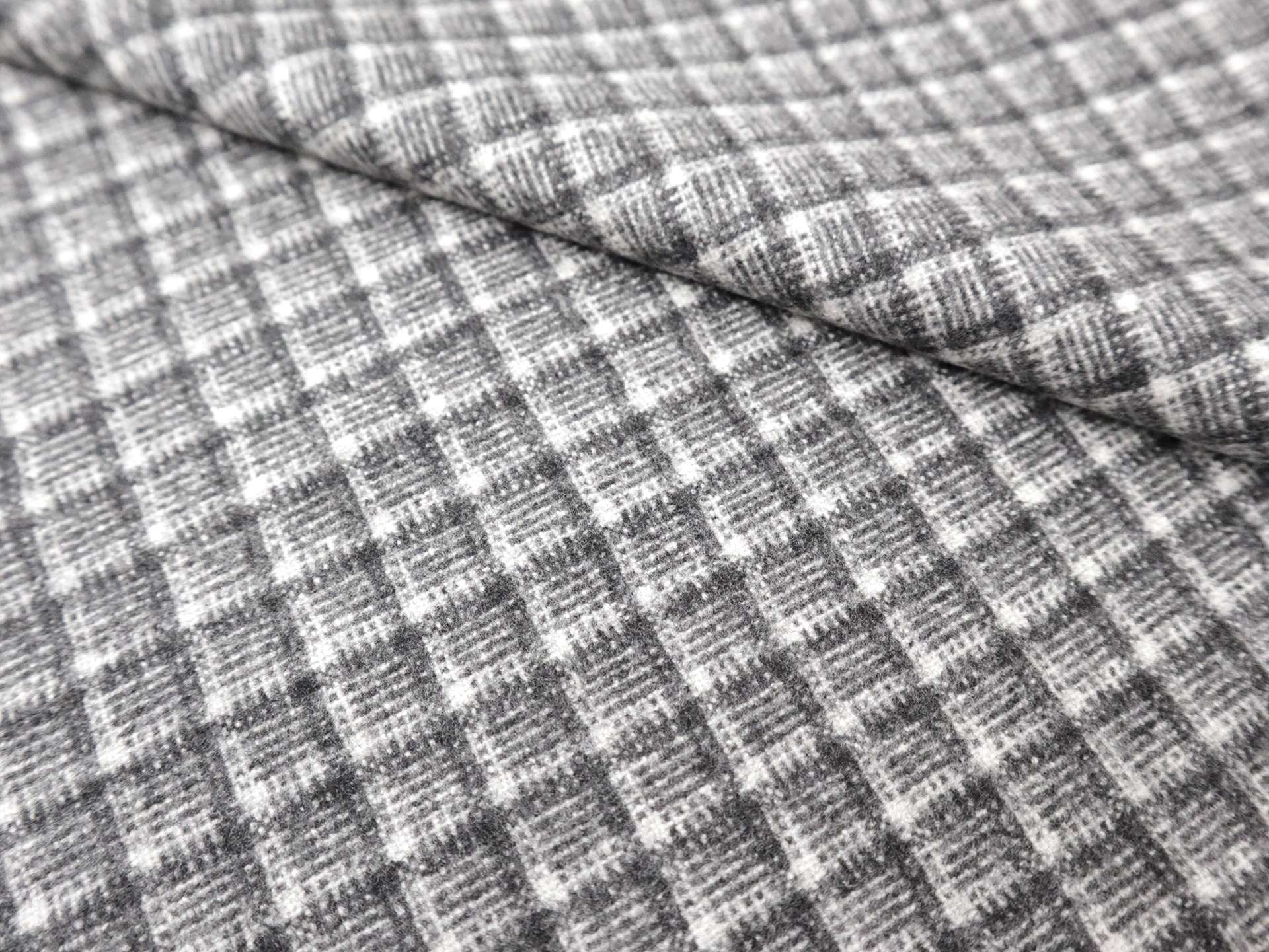 Italian Cashmere Check Suiting in Grey