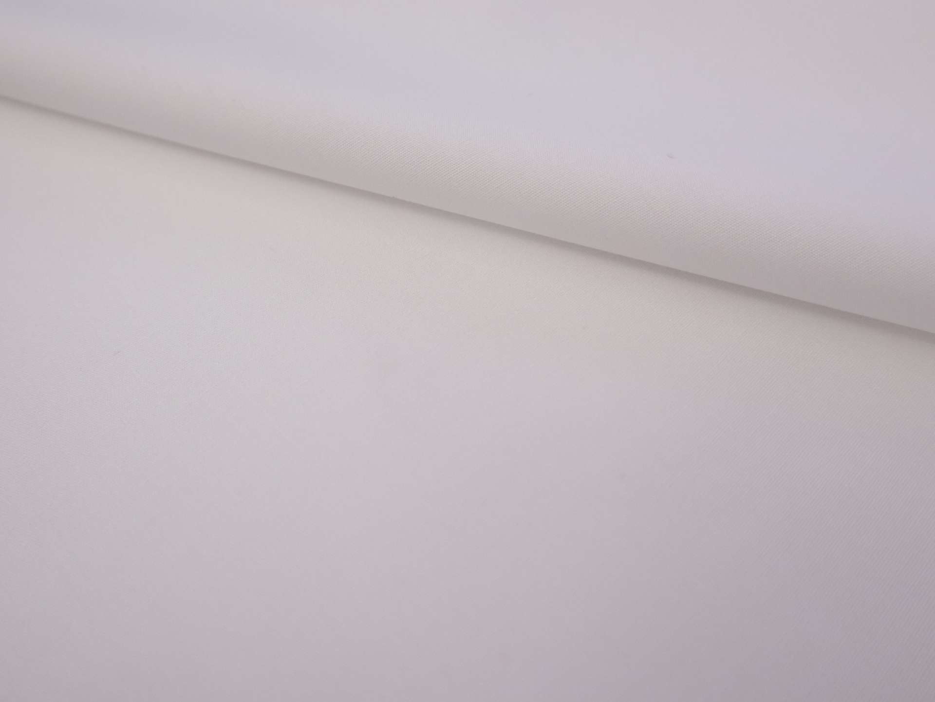 Pima Cotton Poplin in White 