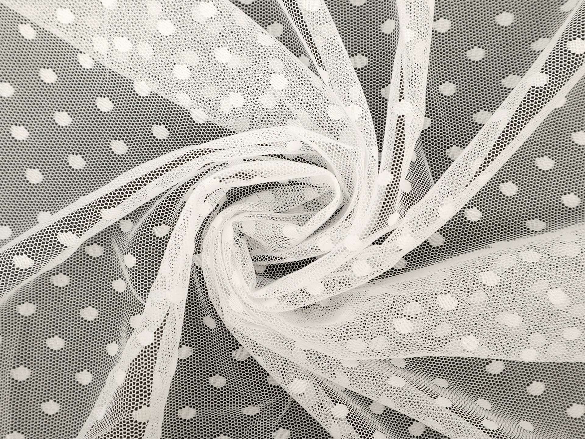Asprin Dot Tulle in Optic White
