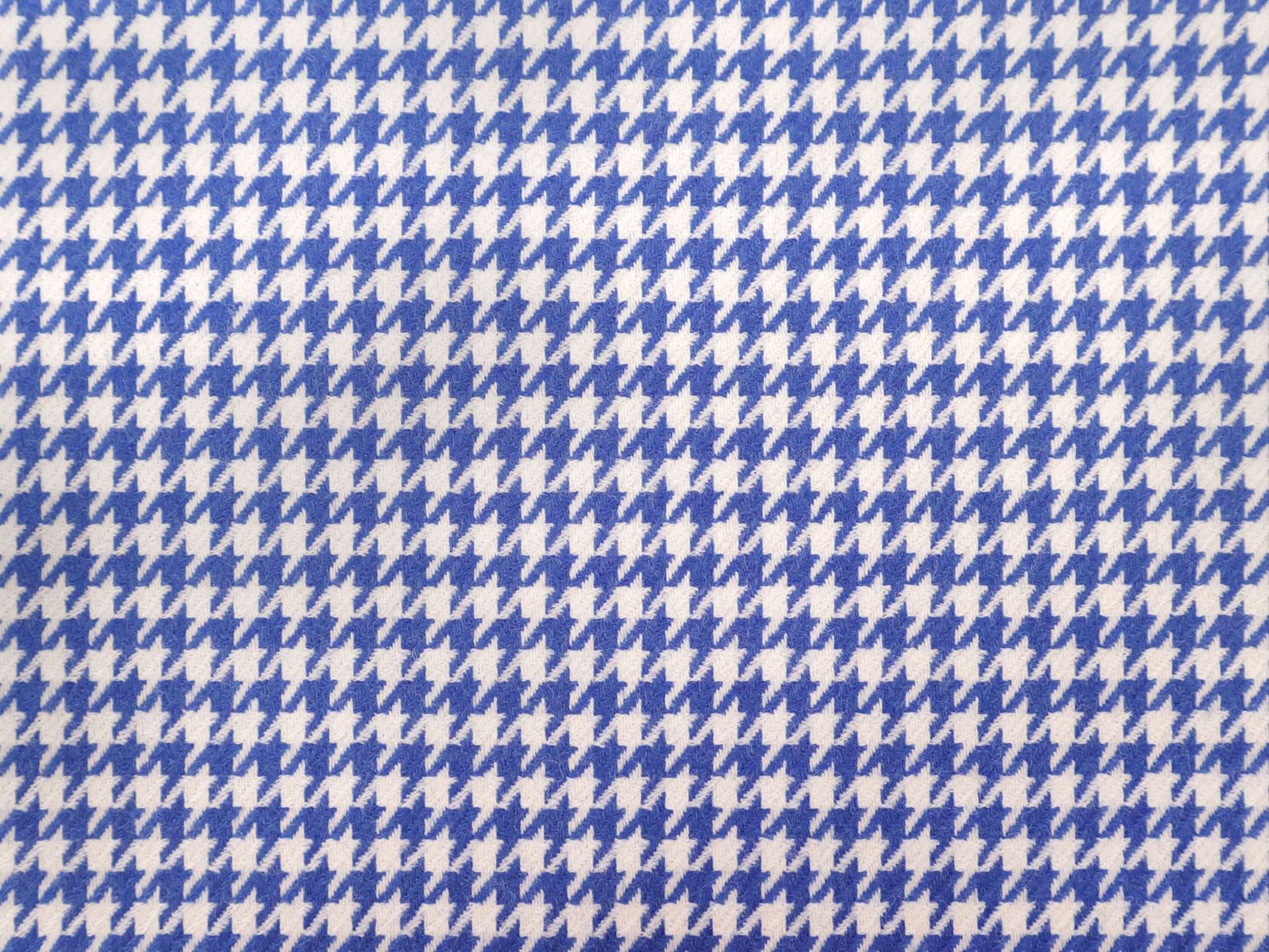 Italian Wool Houndstooth Suiting in Avio Blue & Ivory