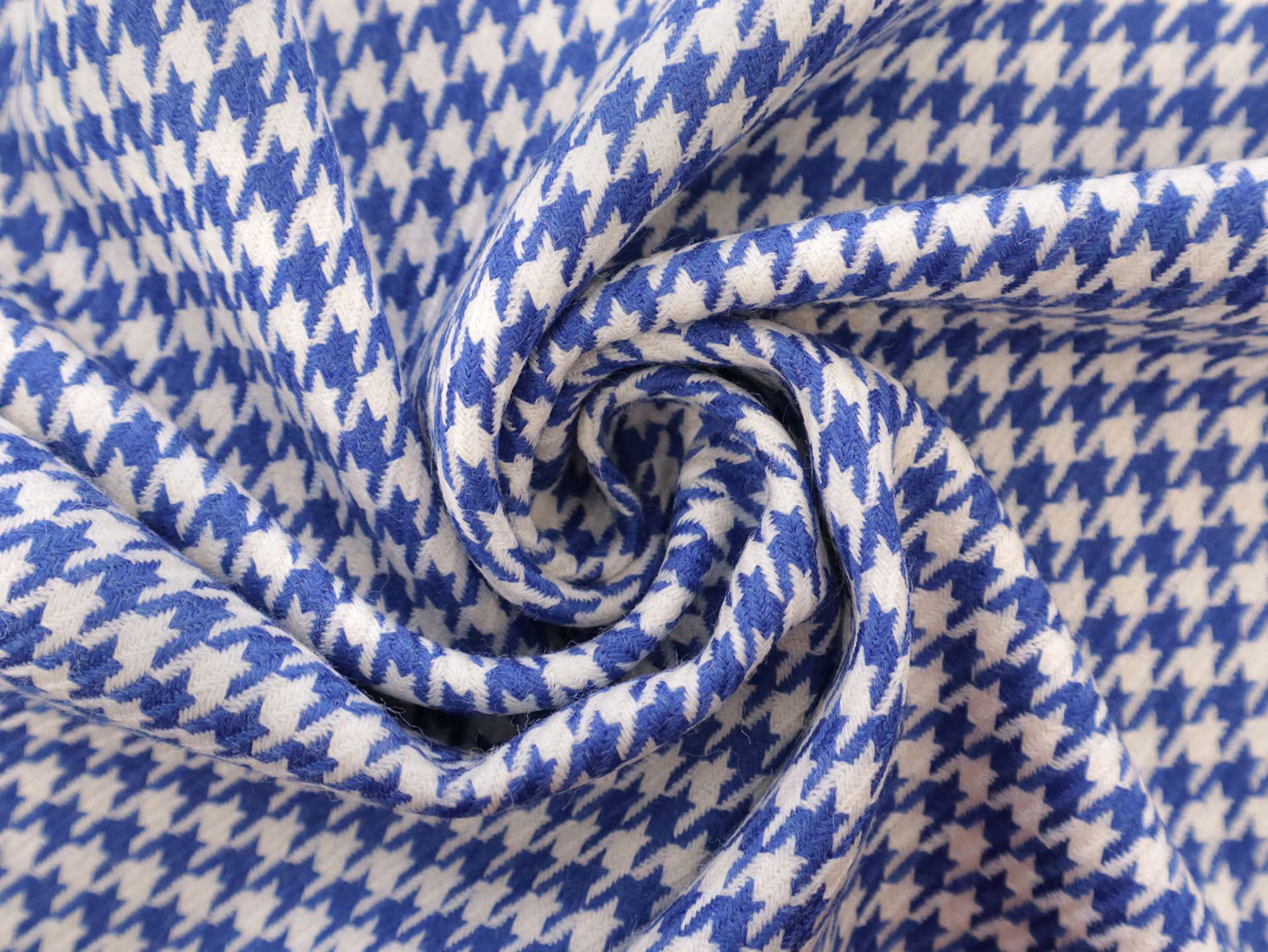 Italian Wool Houndstooth Suiting in Avio Blue & Ivory