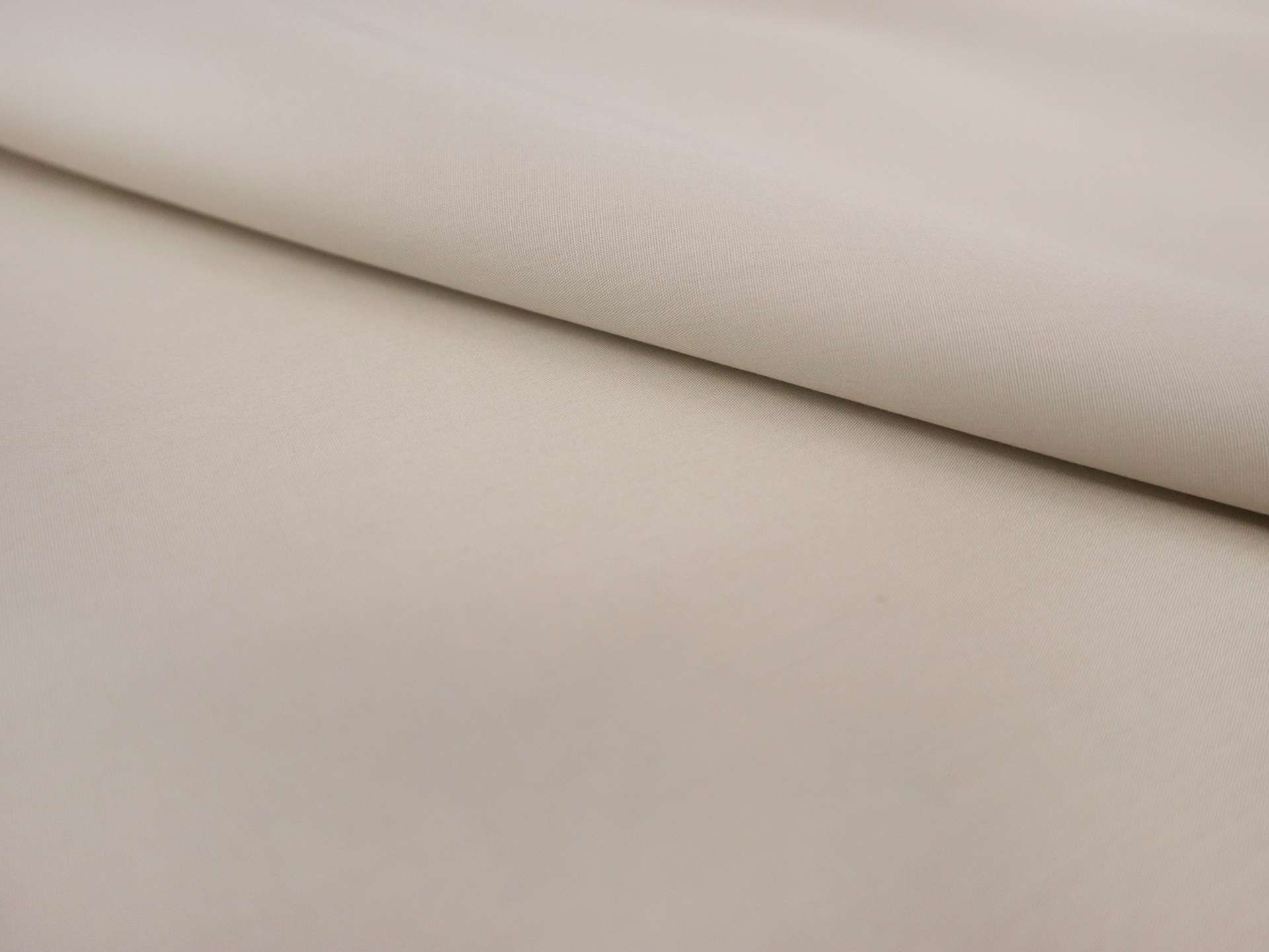 Cotton Broadcloth in Stone